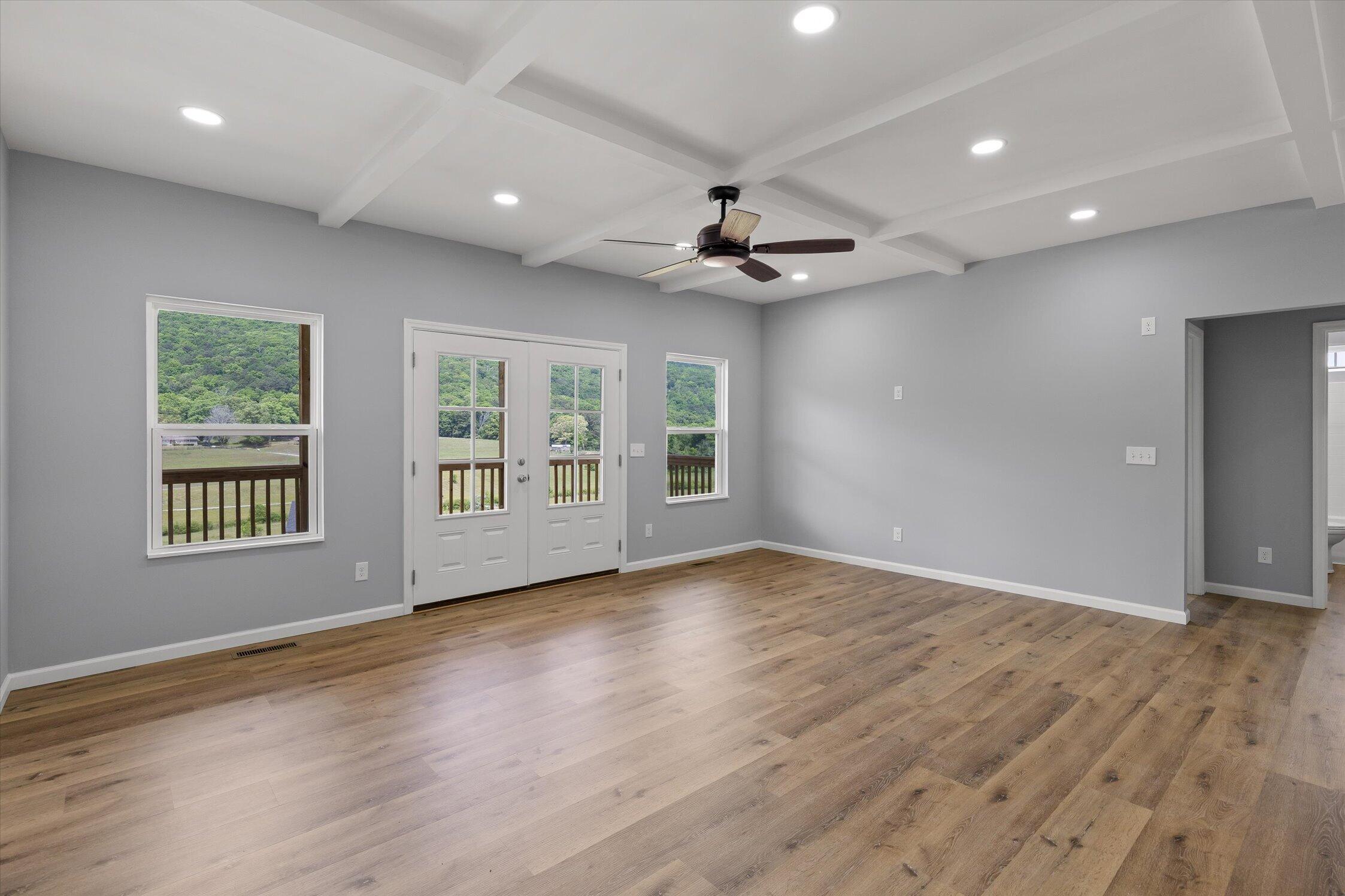 133 N Knobby Road