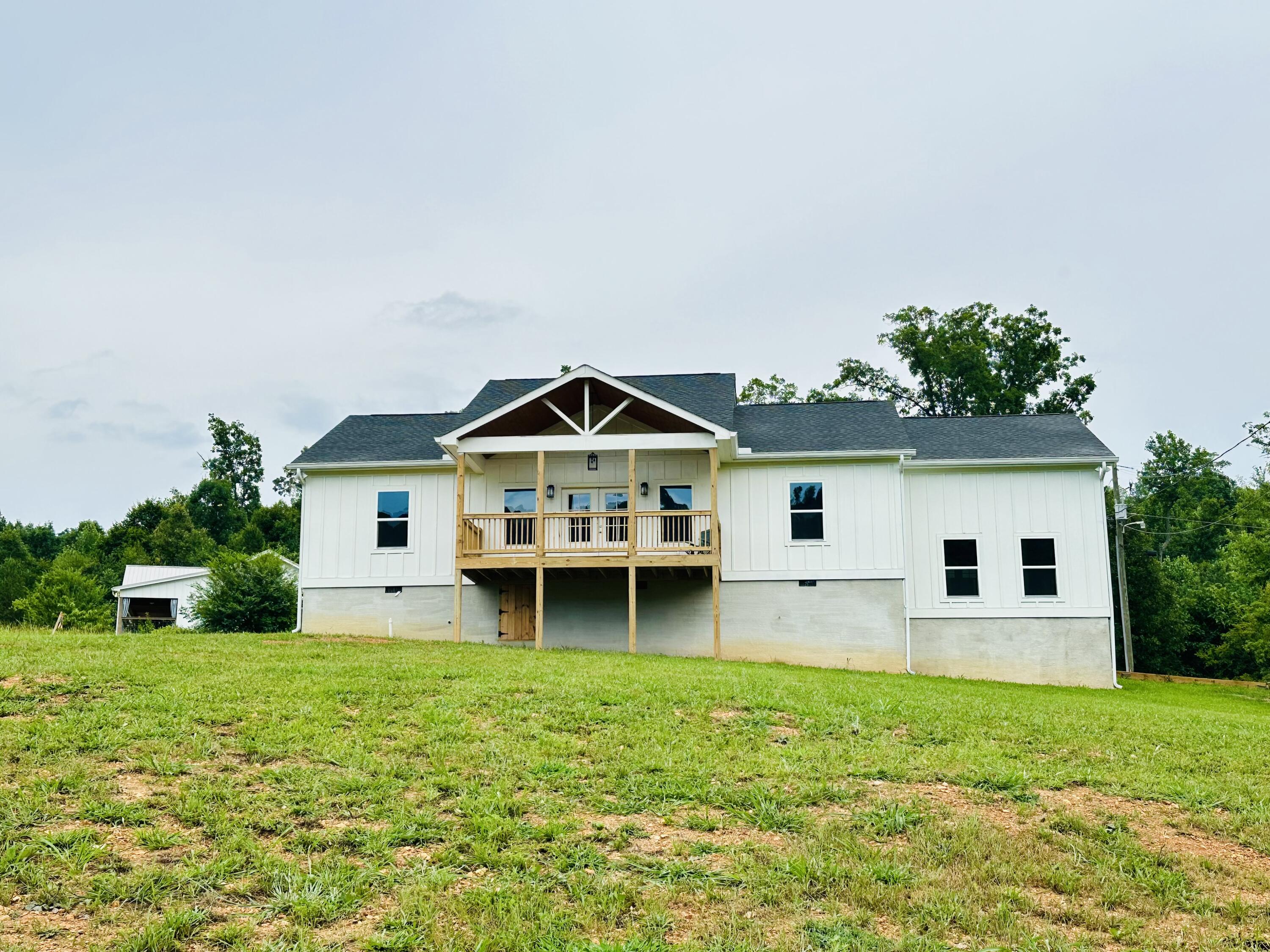 133 N Knobby Road