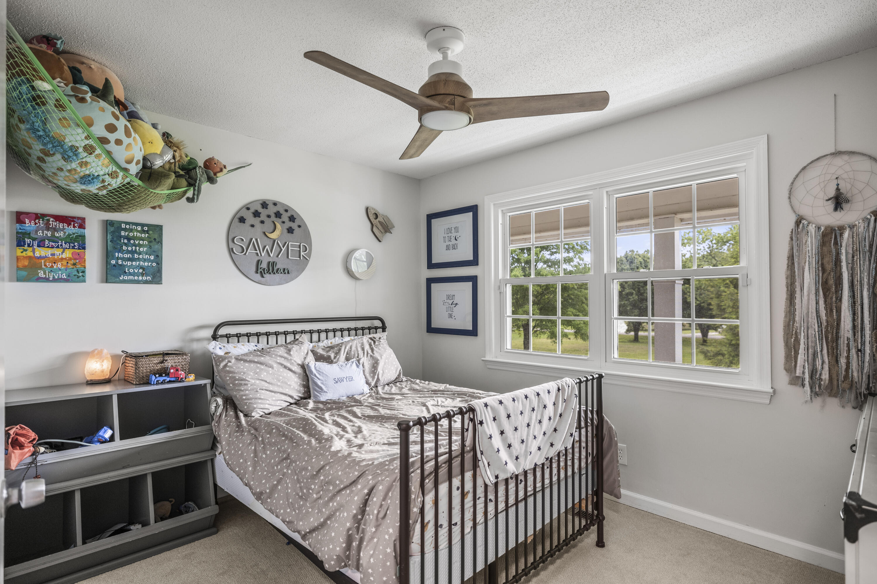 9035 Pleasant Lane