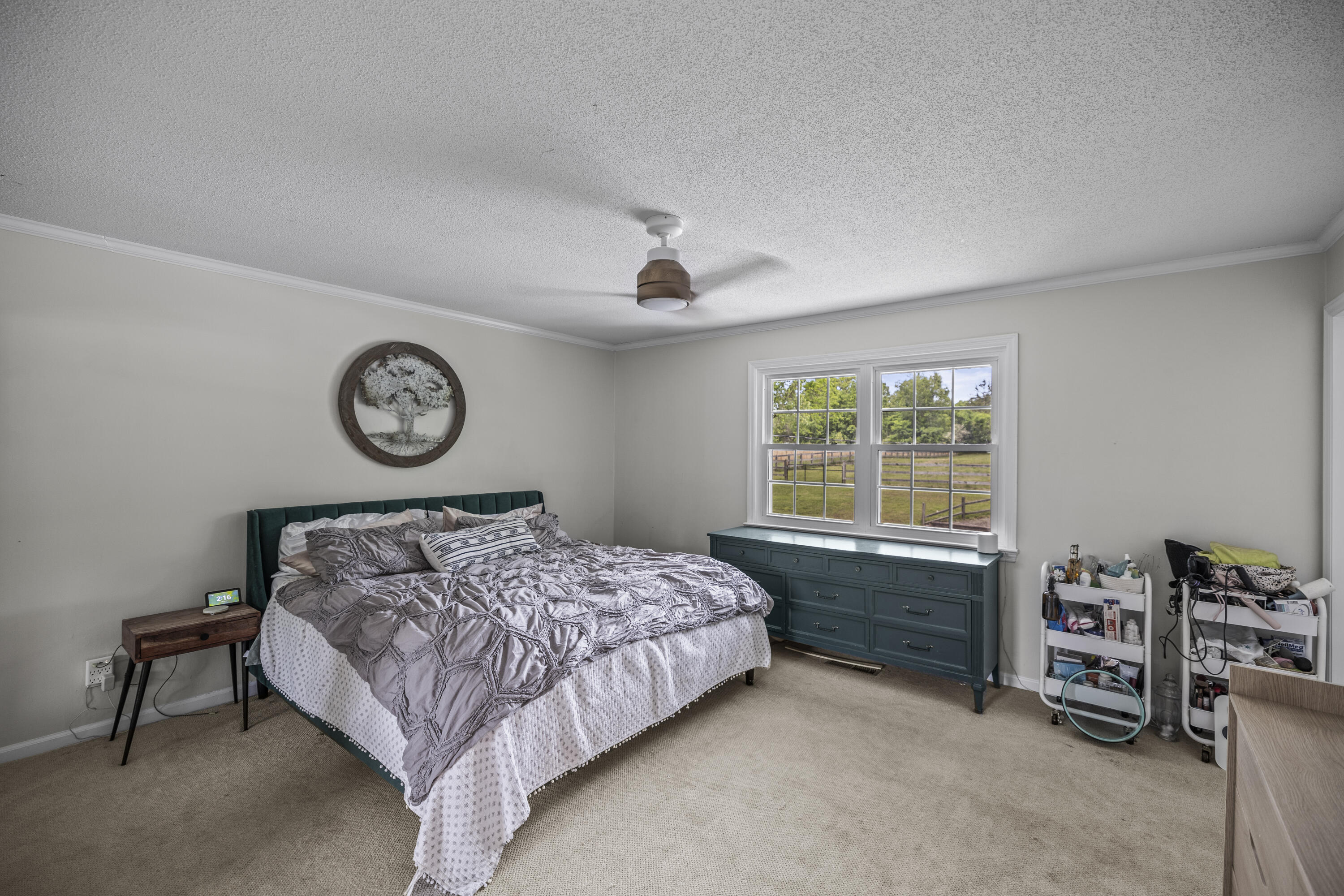 9035 Pleasant Lane