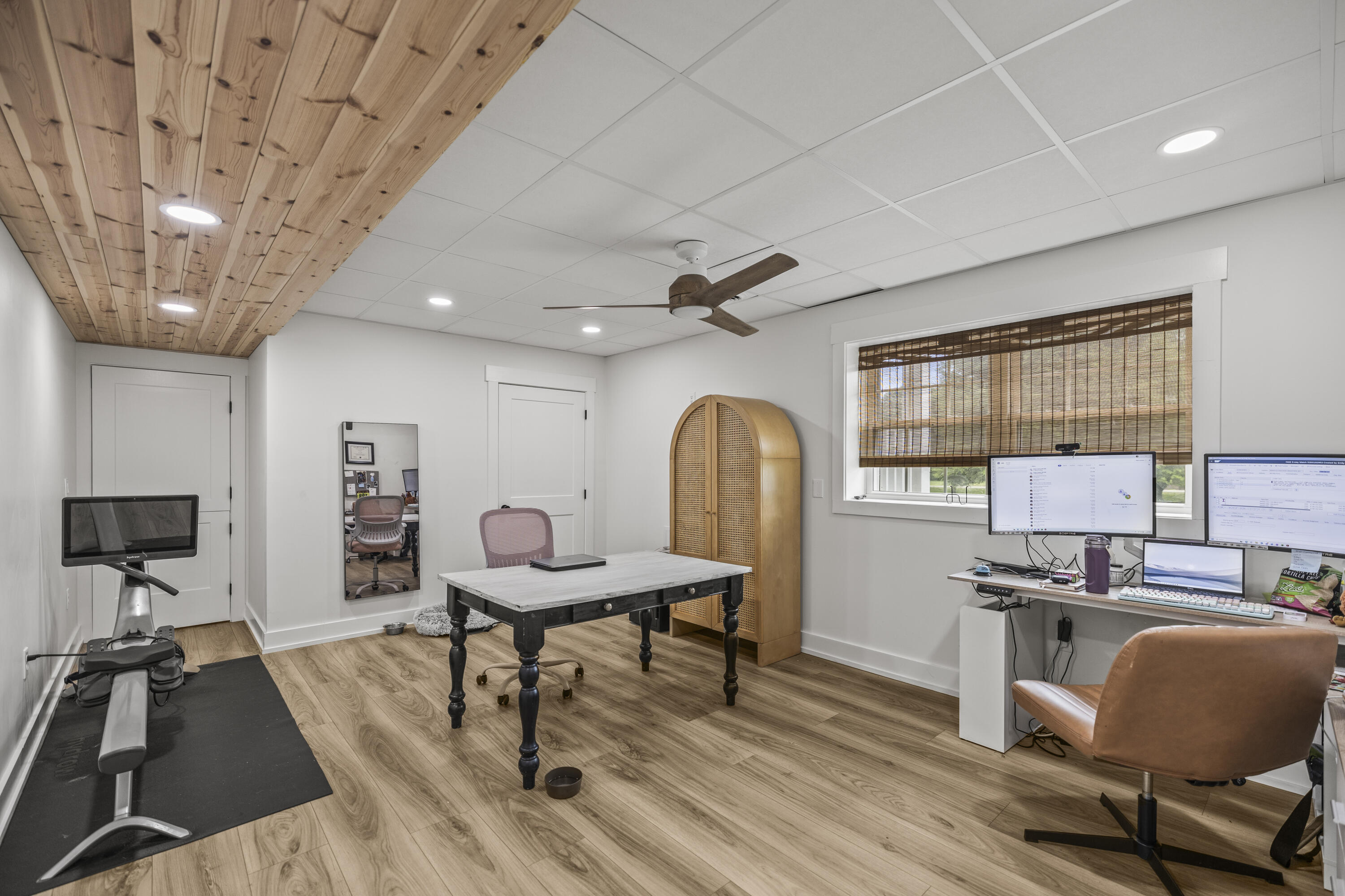 9035 Pleasant Lane