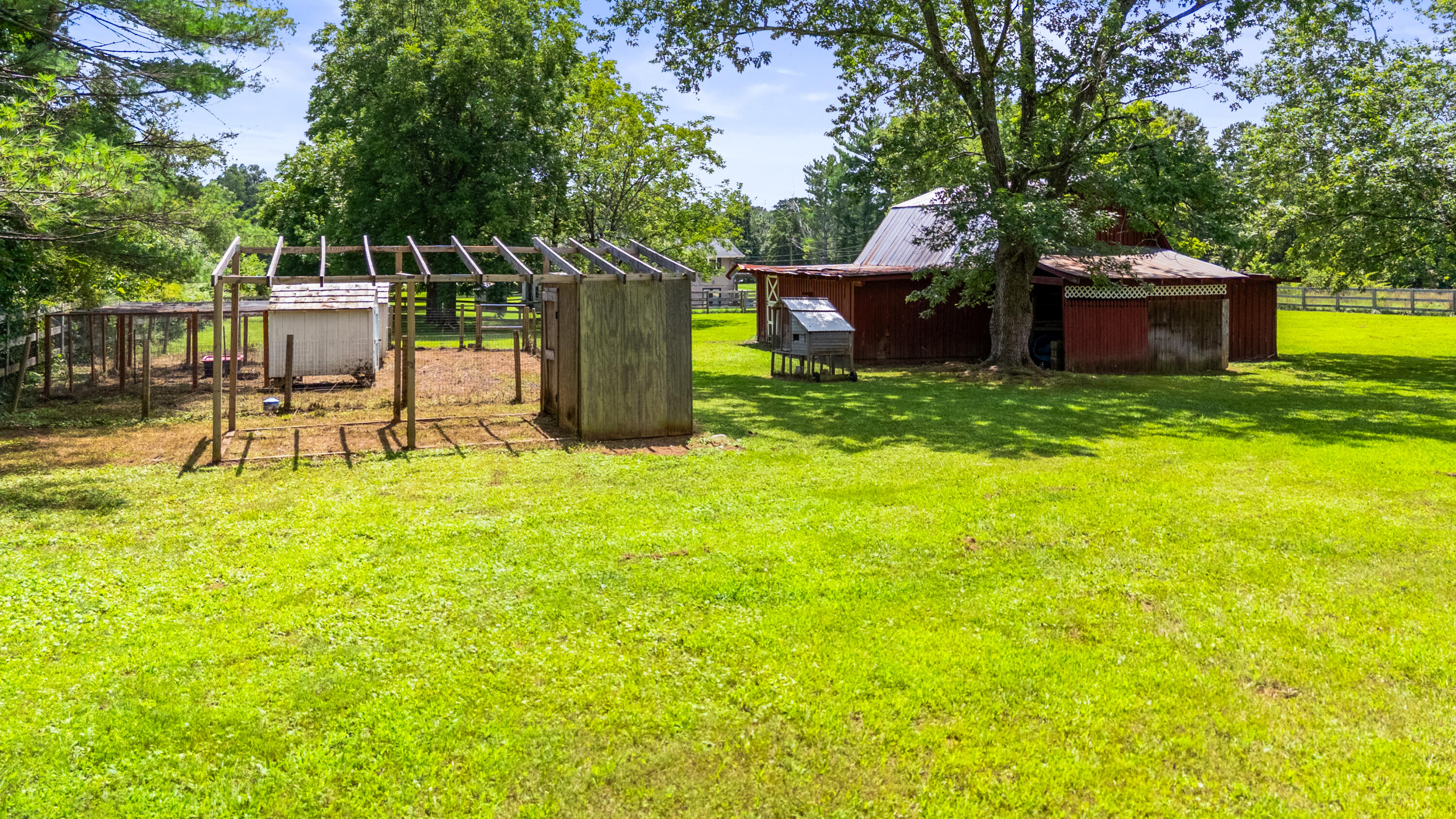 9035 Pleasant Lane