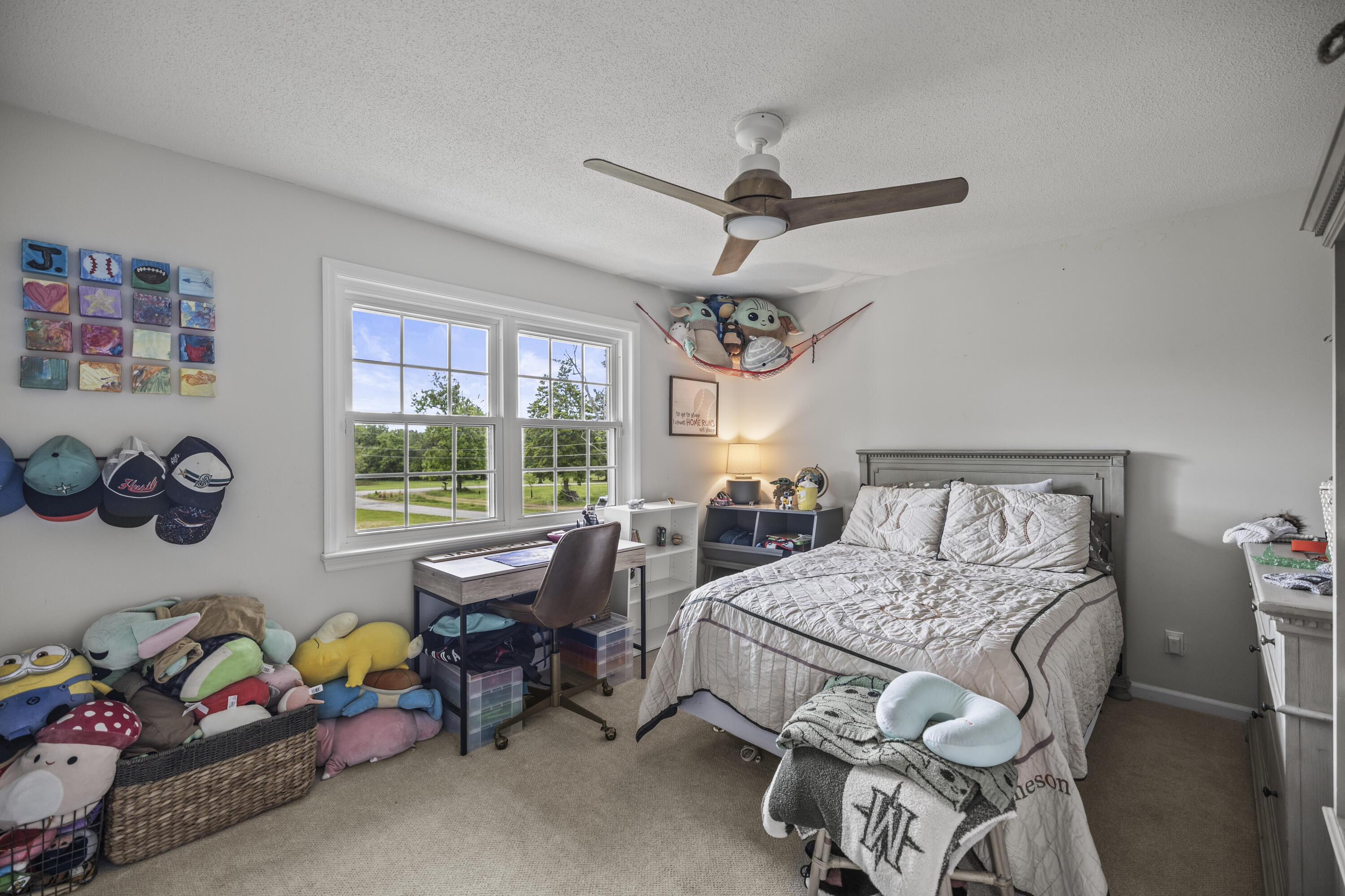 9035 Pleasant Lane
