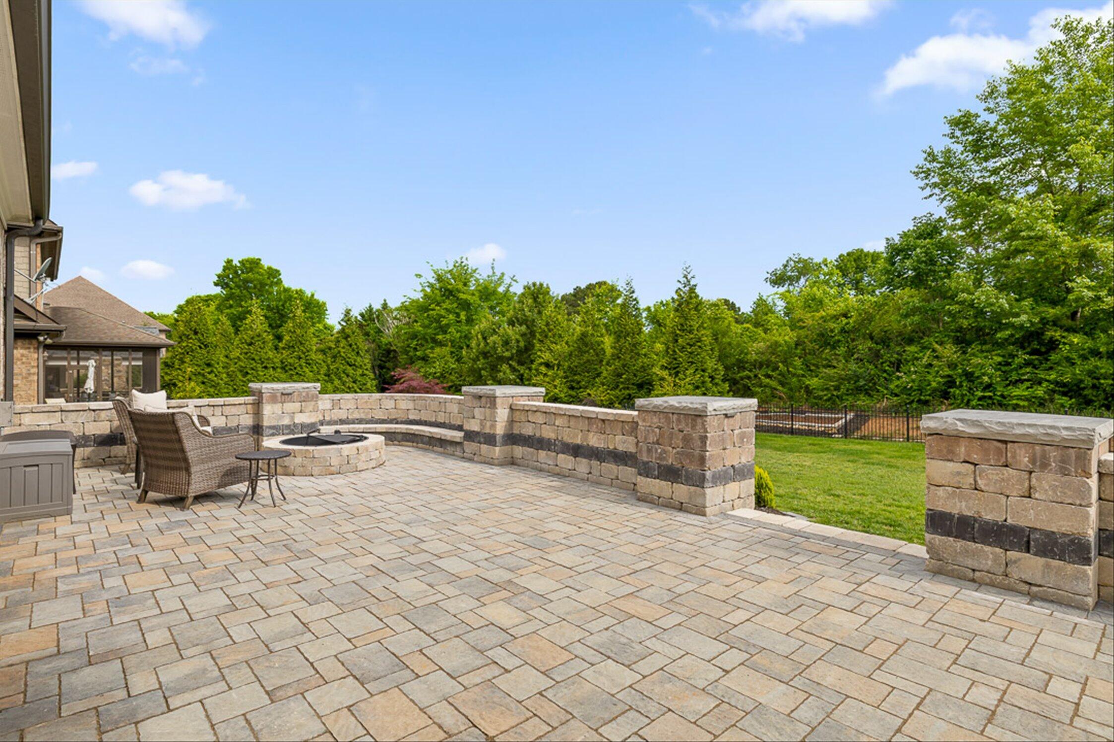 7997 Hampton Cove Drive