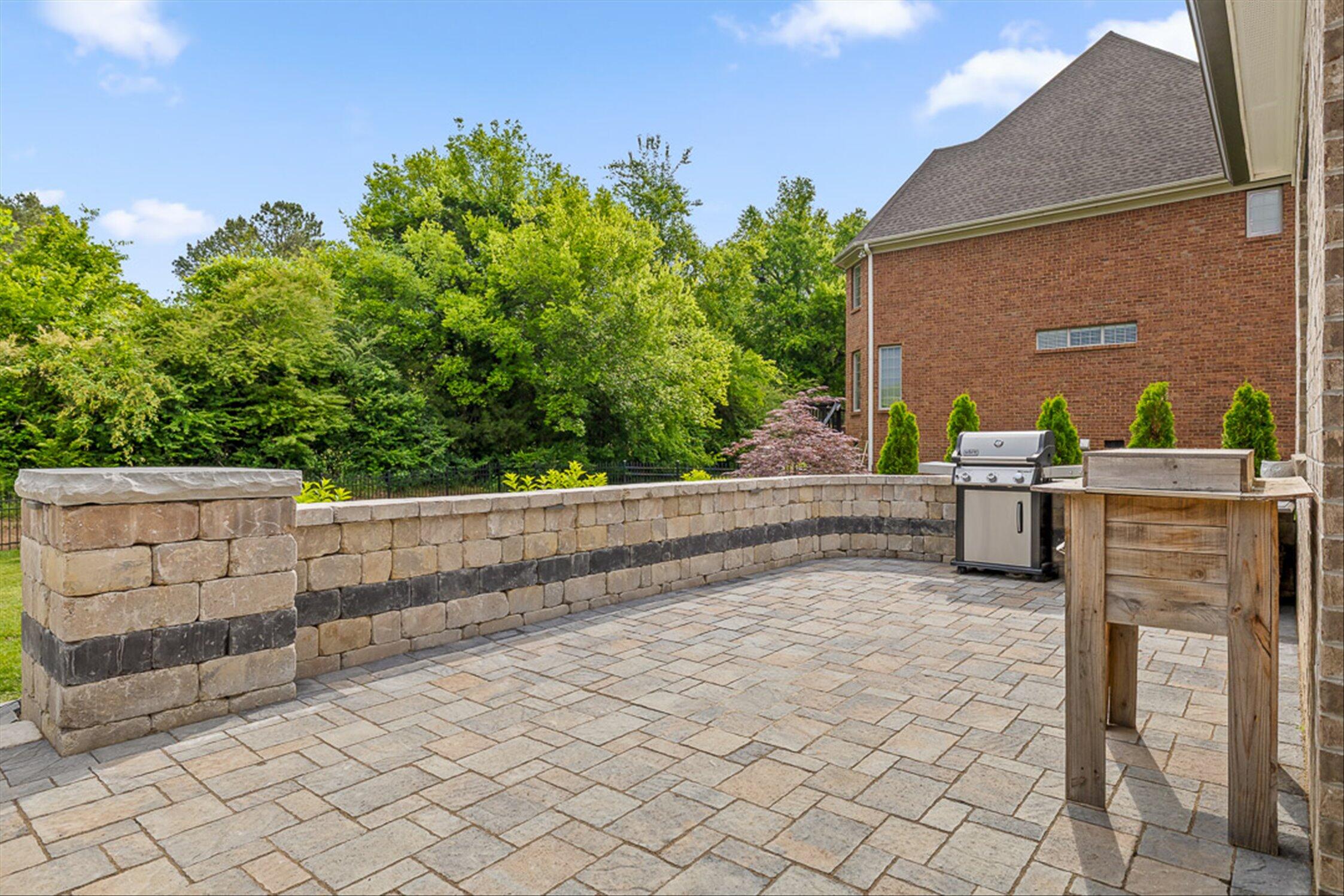 7997 Hampton Cove Drive