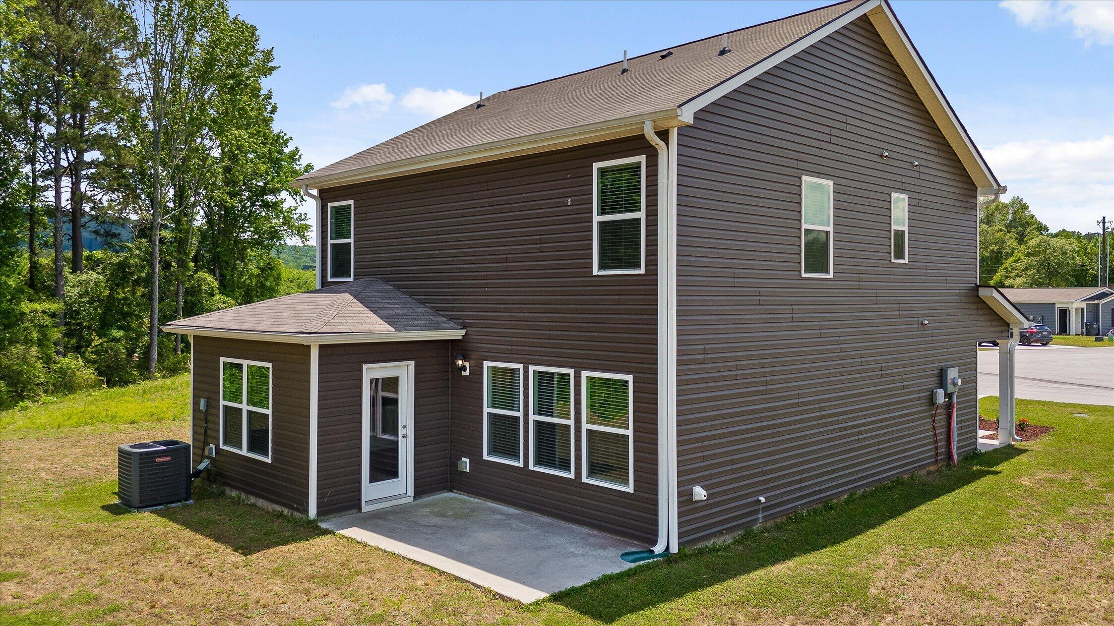 29 Rinde Lane, LaFayette