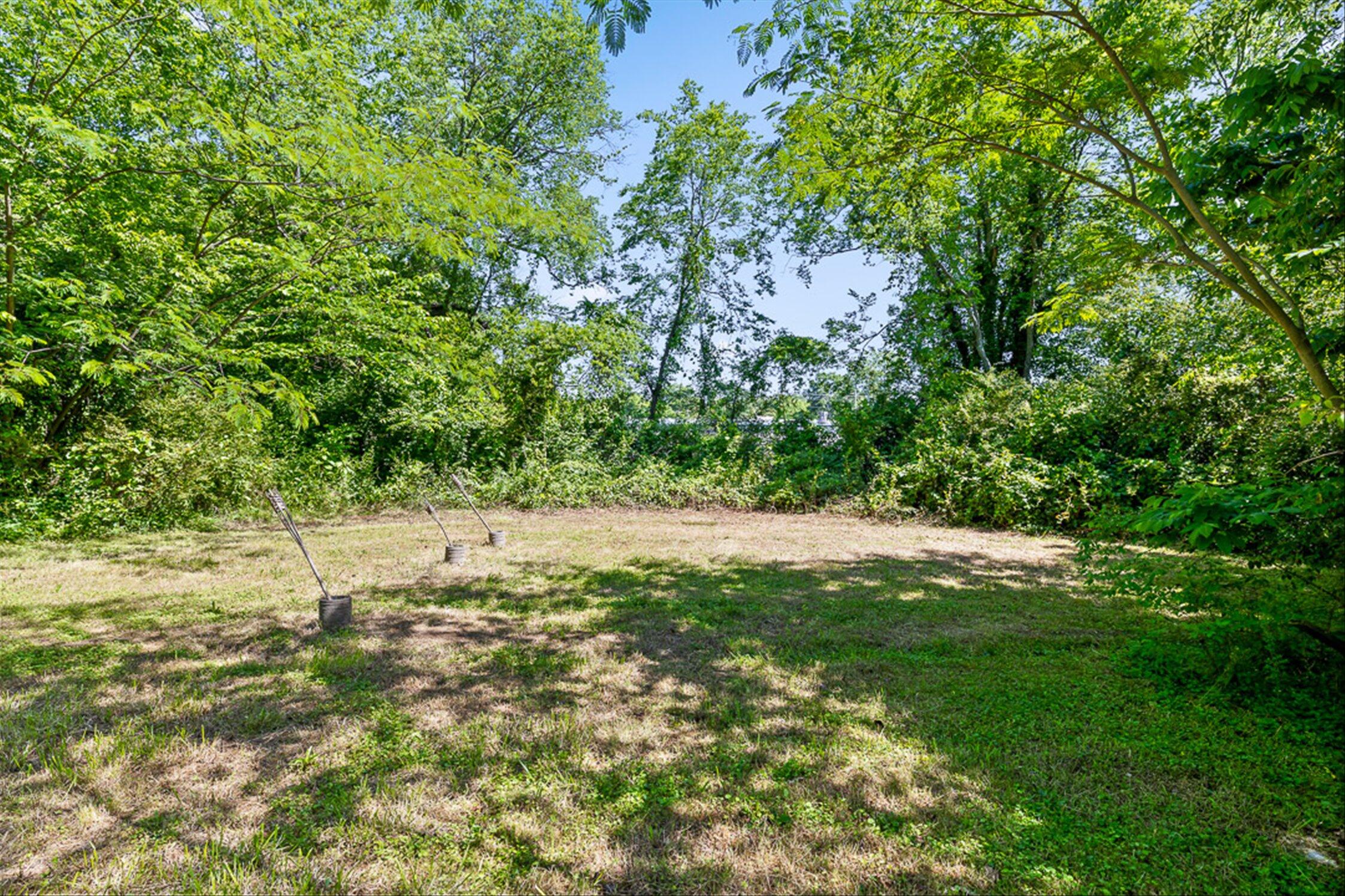 591 W Cloud Springs Road