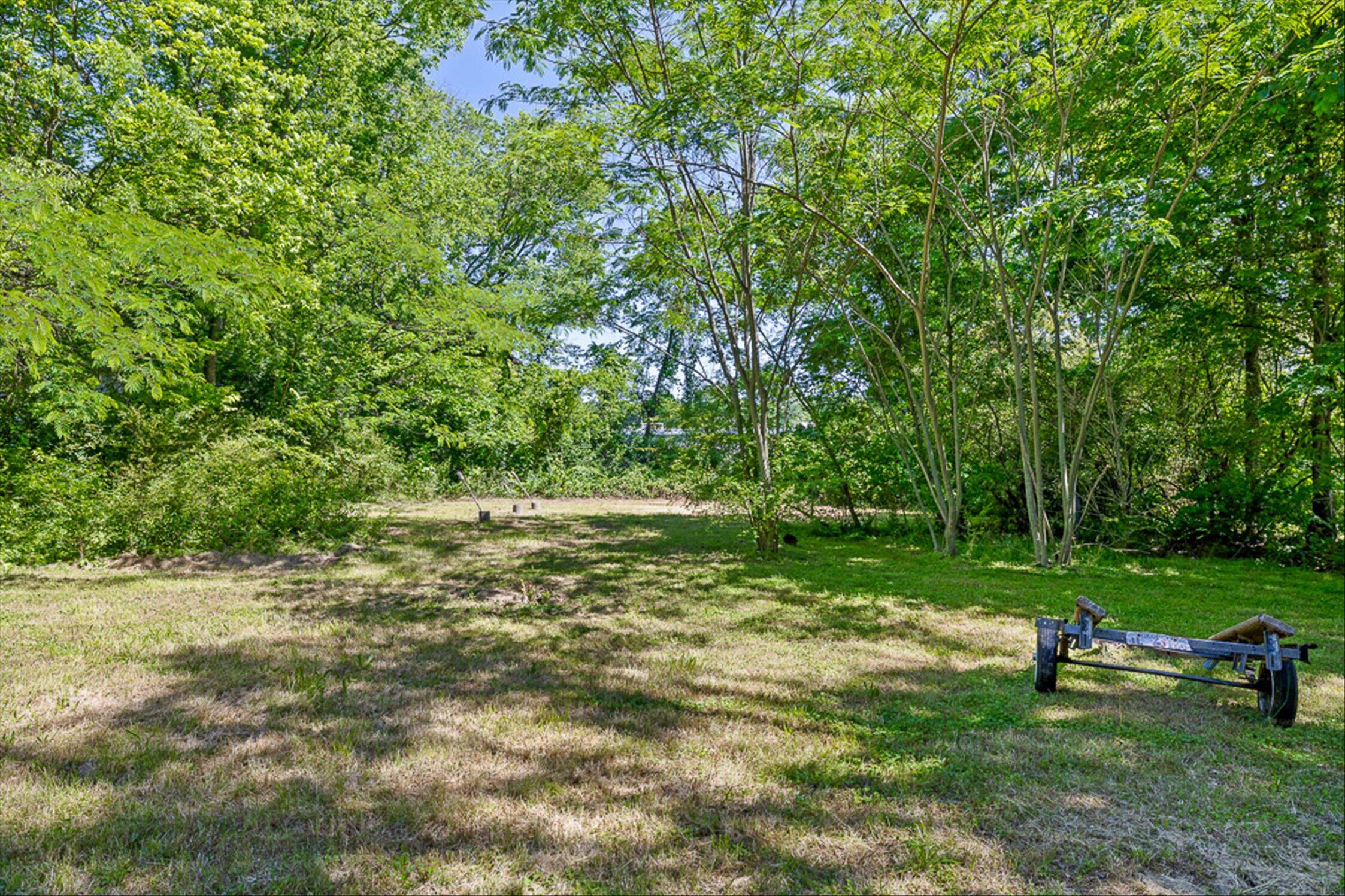 591 W Cloud Springs Road