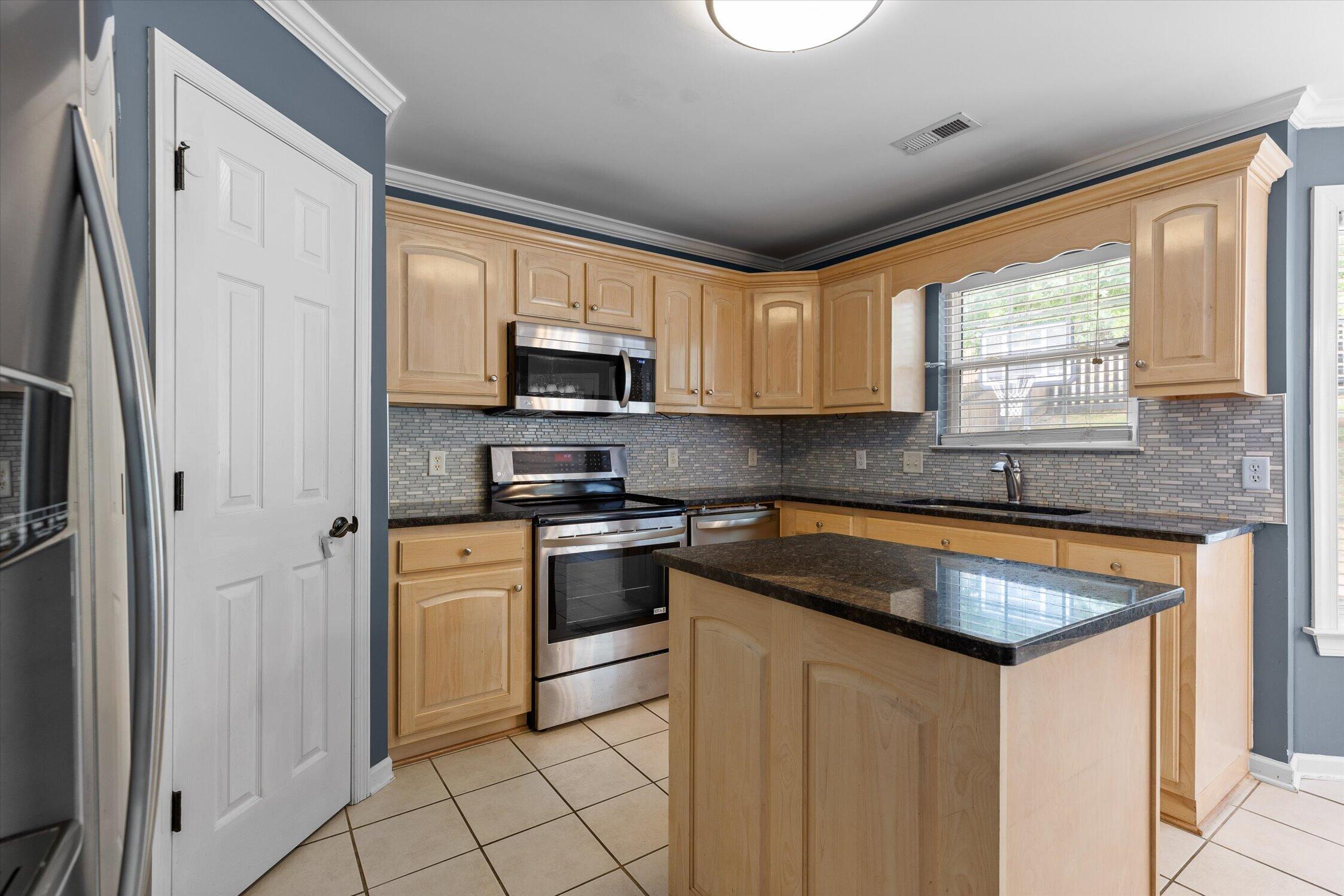 5775 Crooked Creek Drive