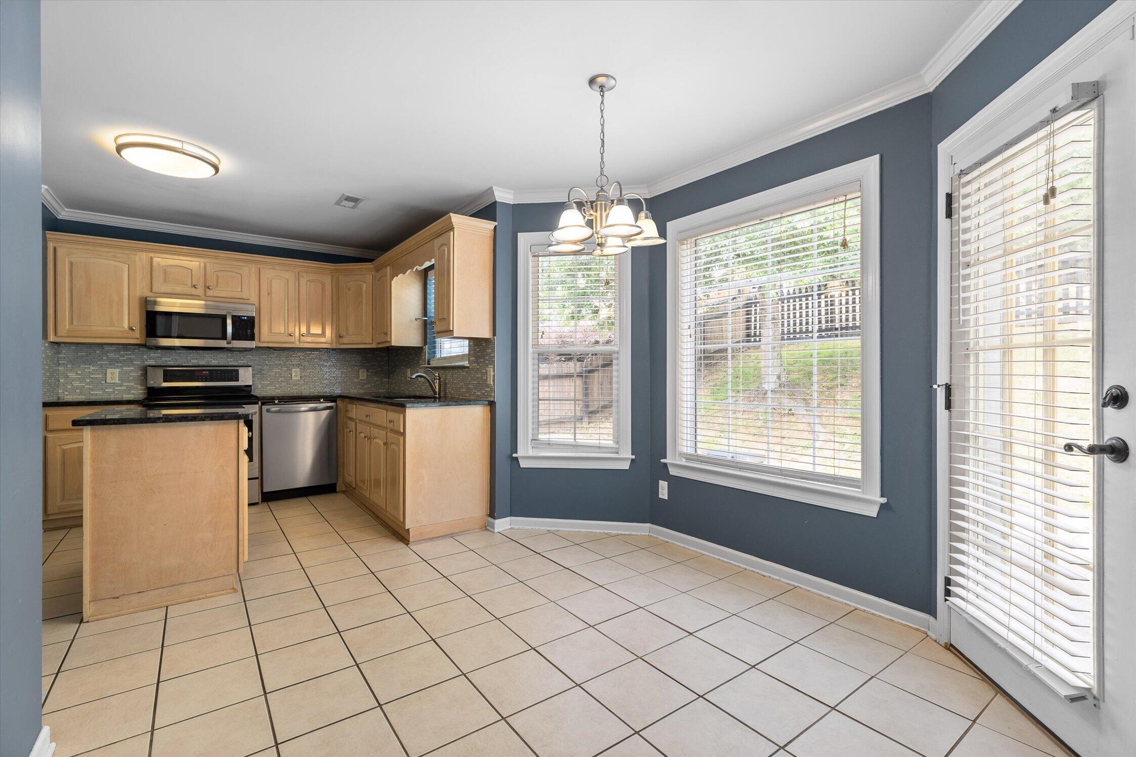 5775 Crooked Creek Drive