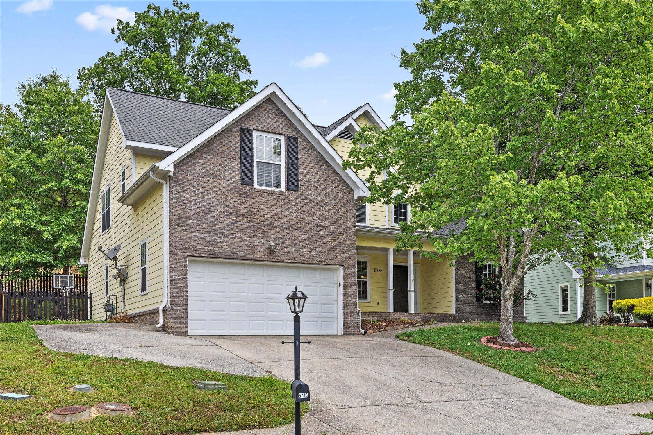 5775 Crooked Creek Drive