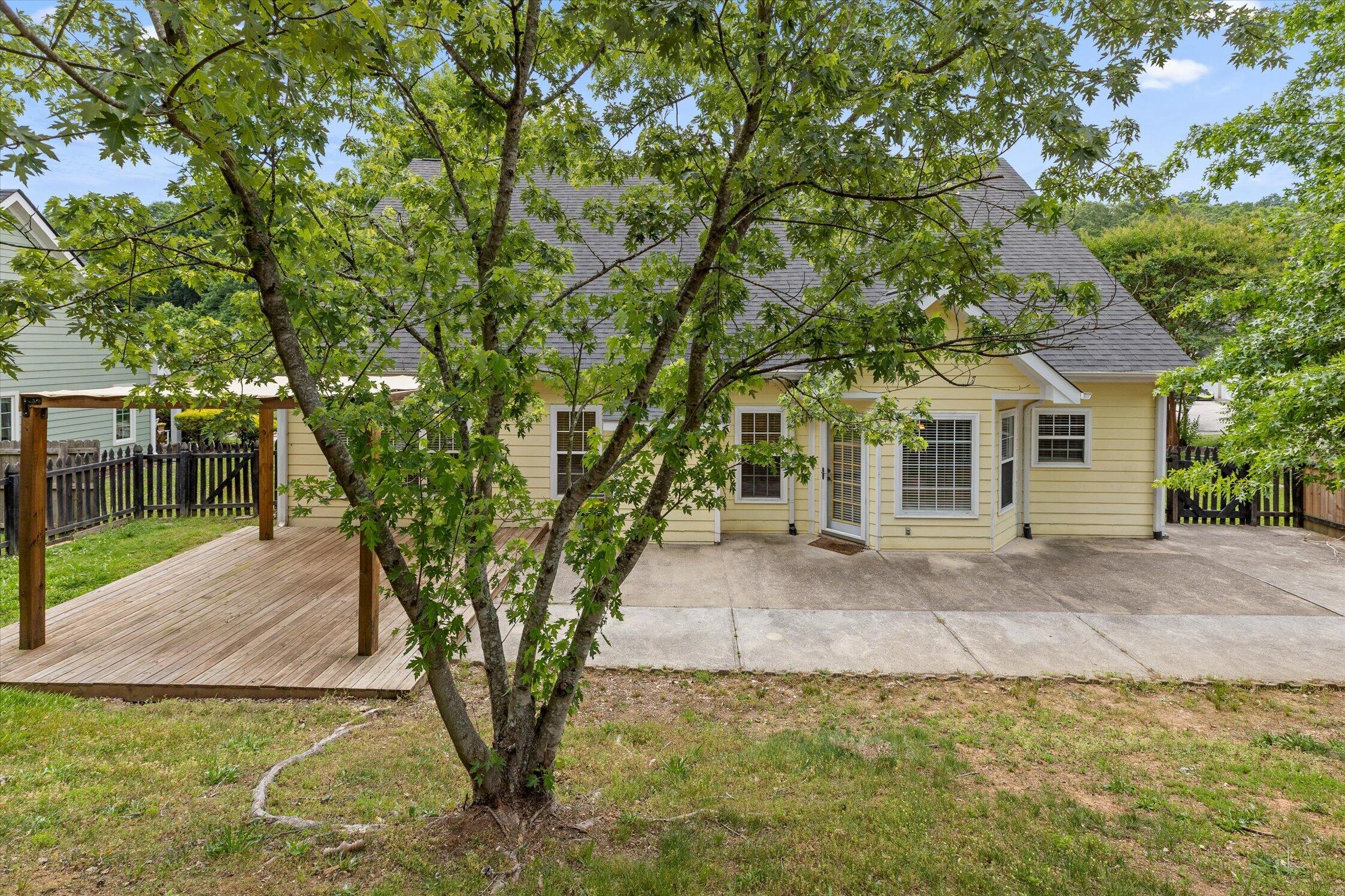 5775 Crooked Creek Drive