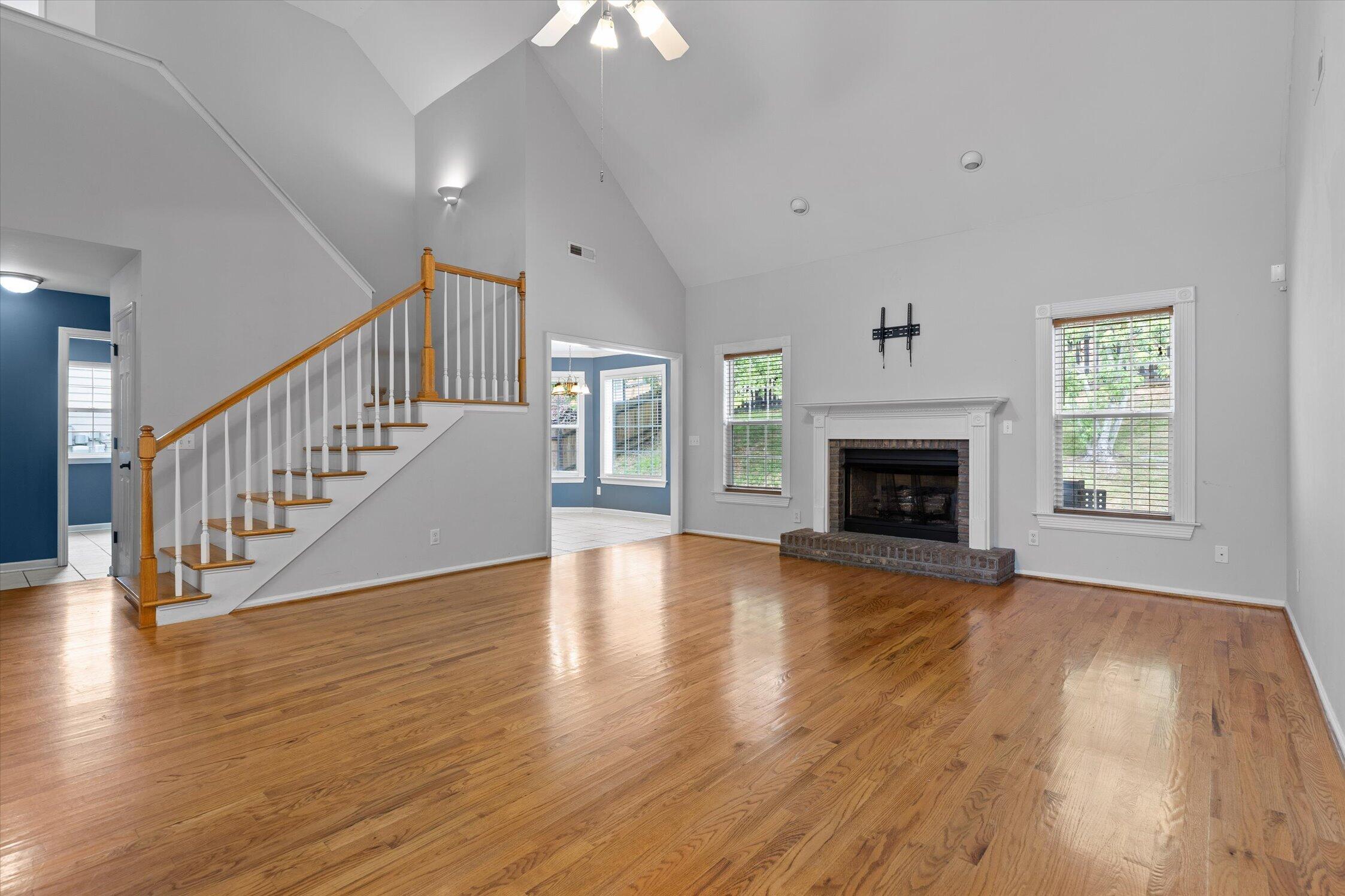 5775 Crooked Creek Drive