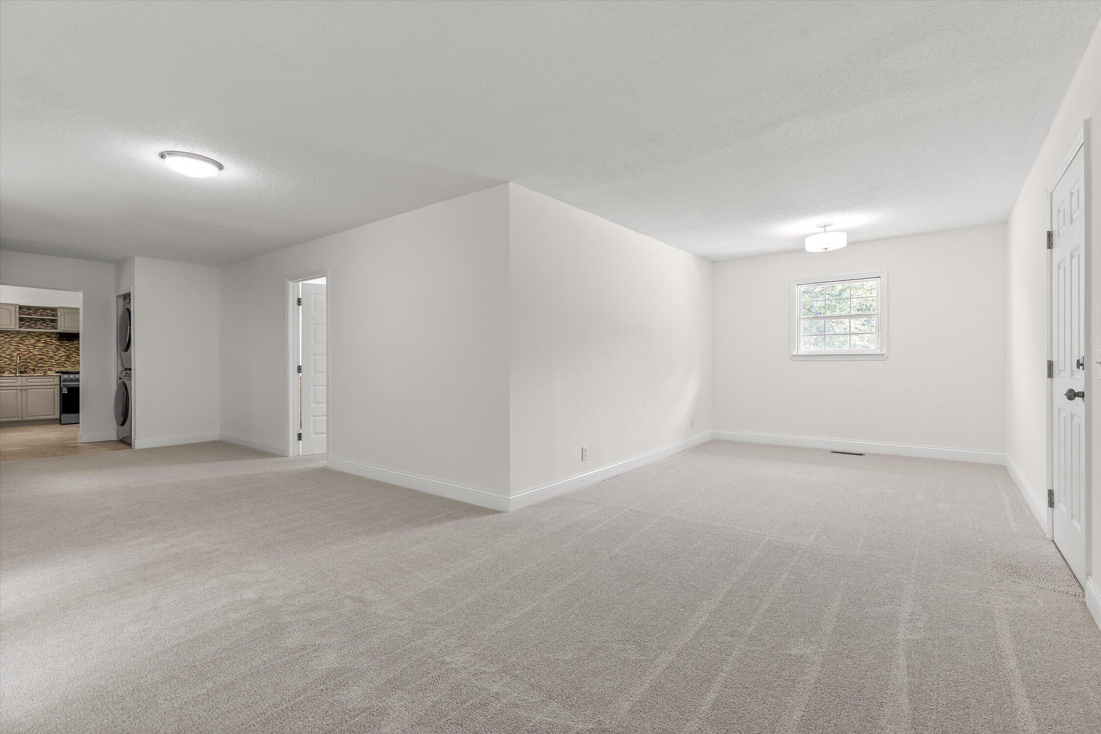 5 E Wotring Street