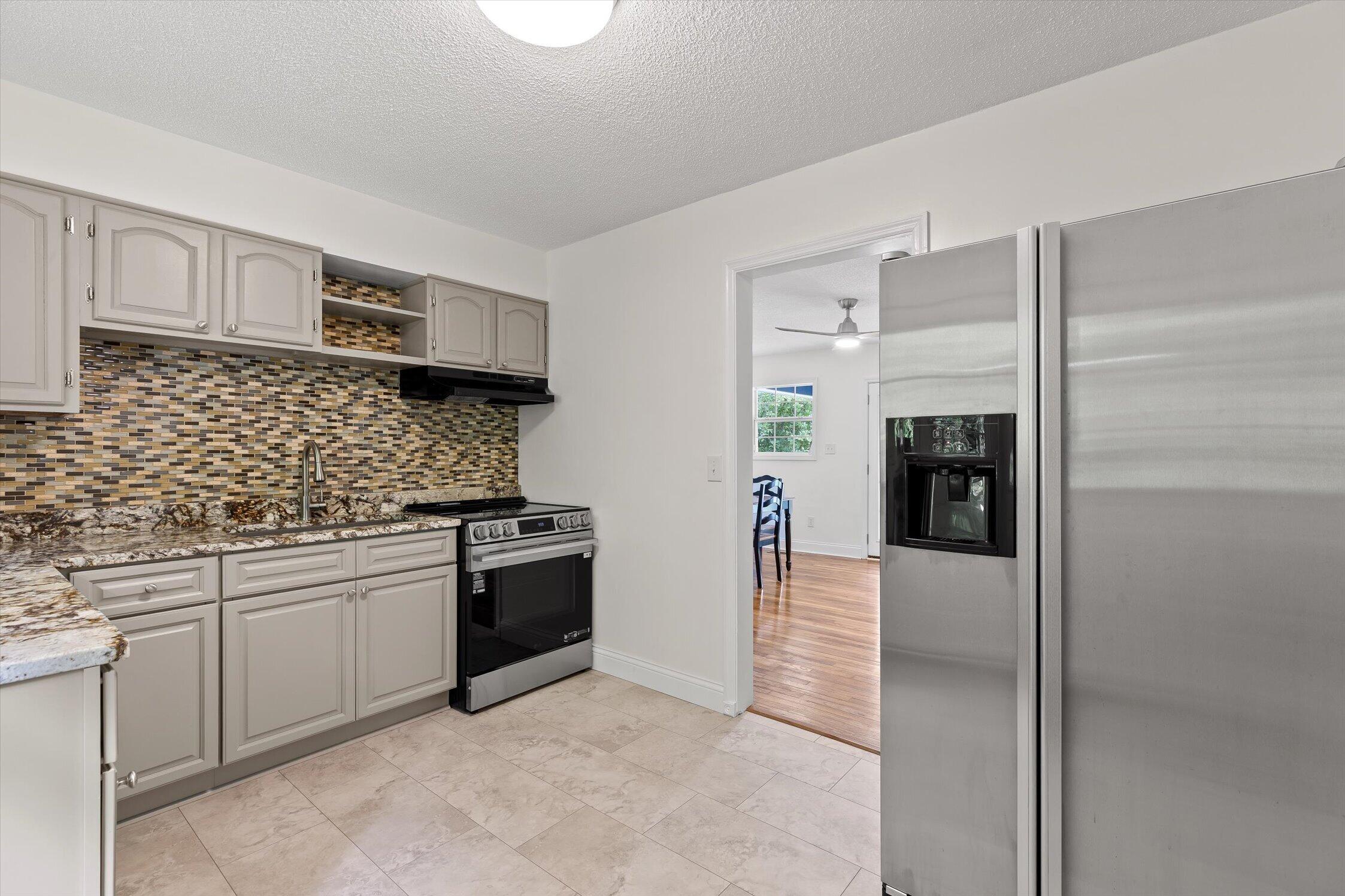 5 E Wotring Street