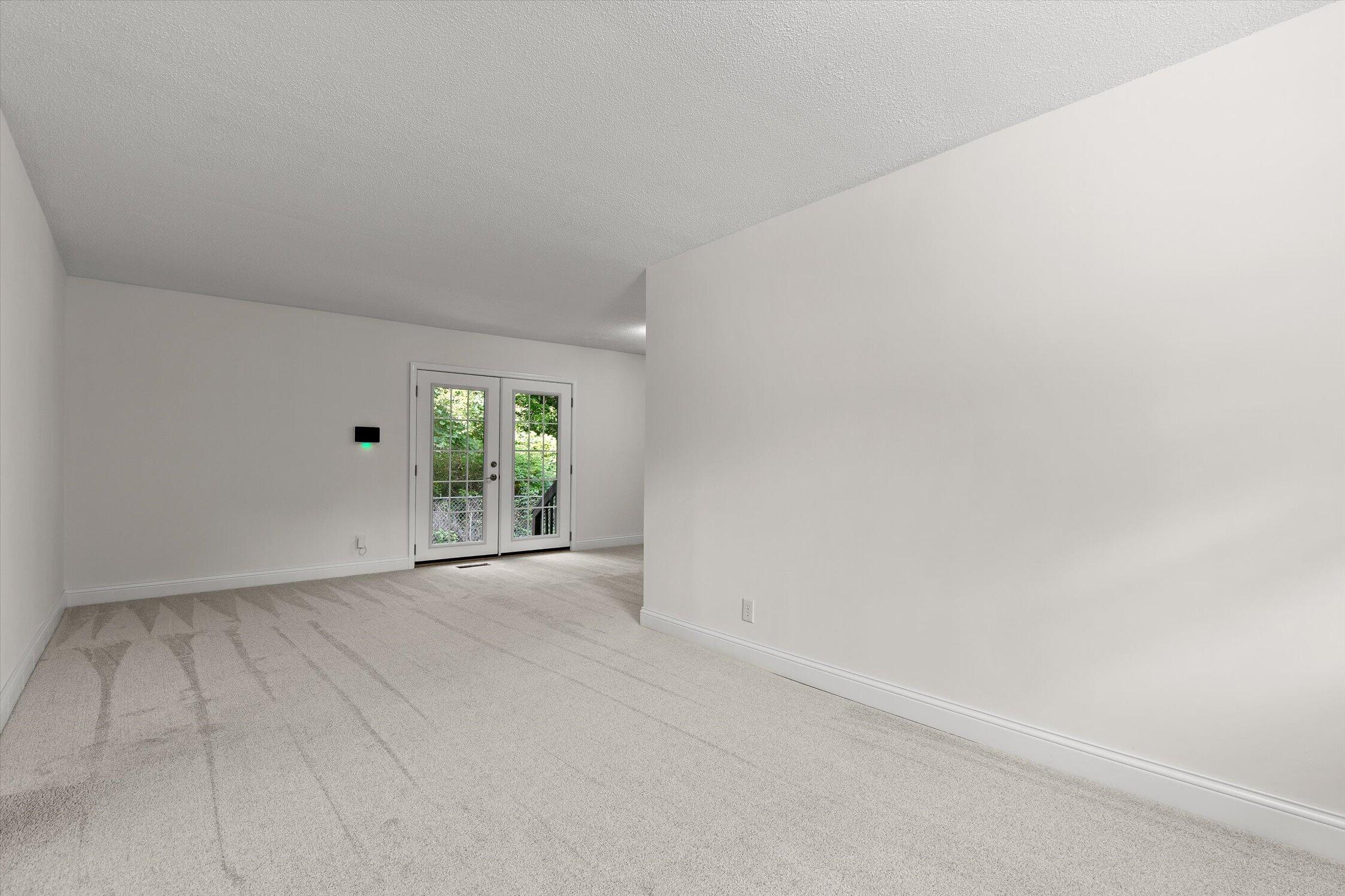 5 E Wotring Street