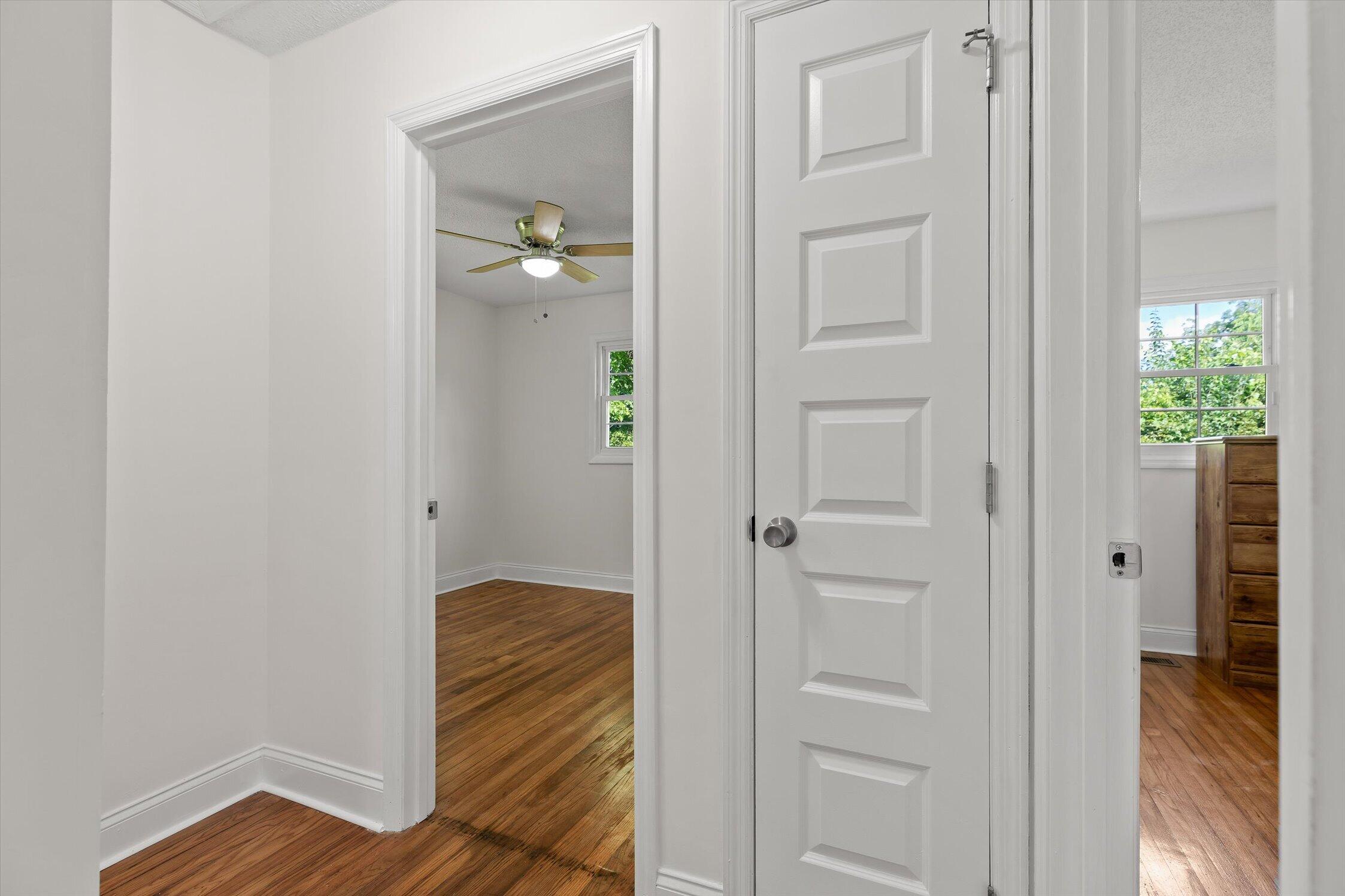 5 E Wotring Street