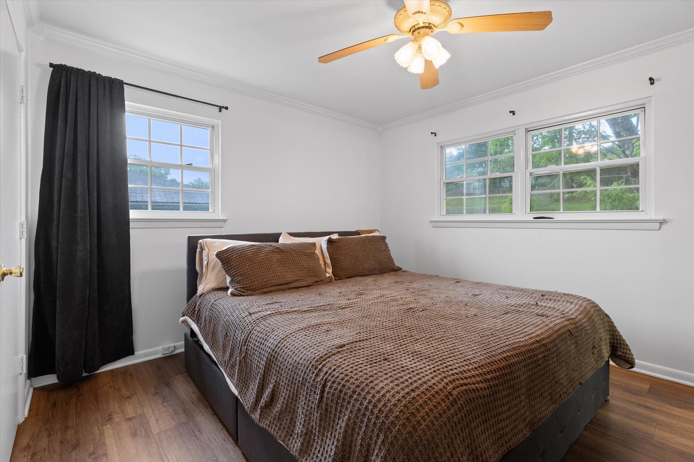 5742 Lyle Circle