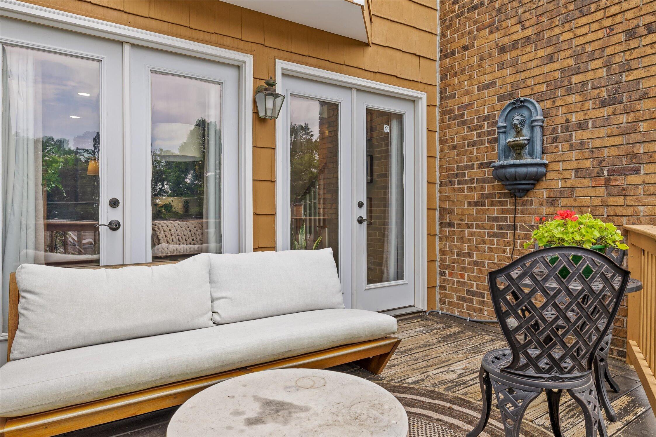 531 Winterview Lane