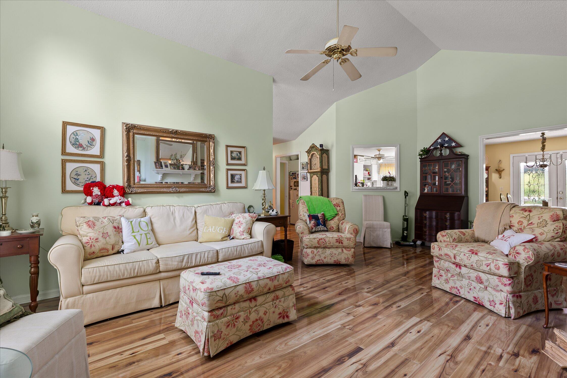723 Pine Brow Trail