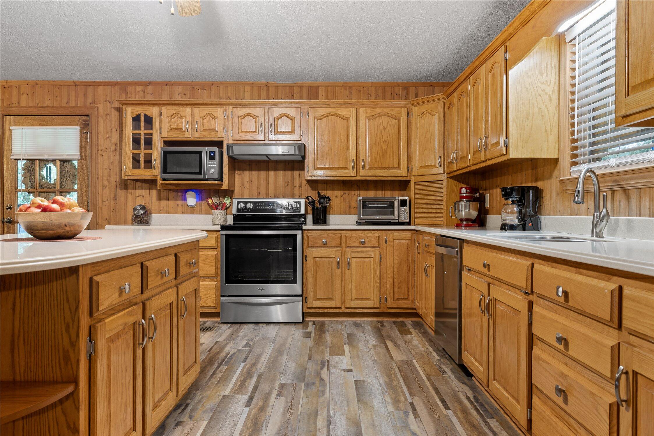 927 Casey Road