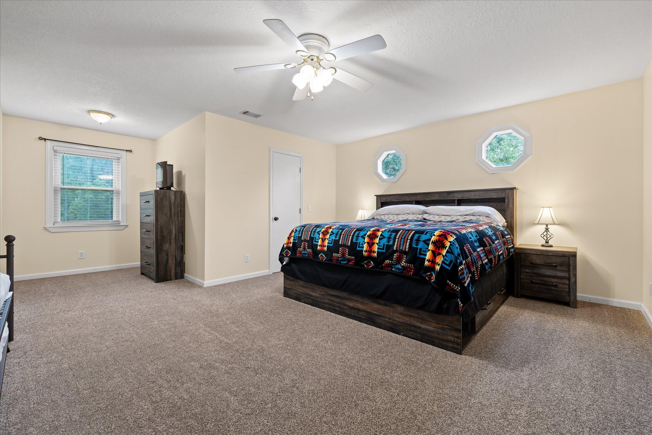 927 Casey Road