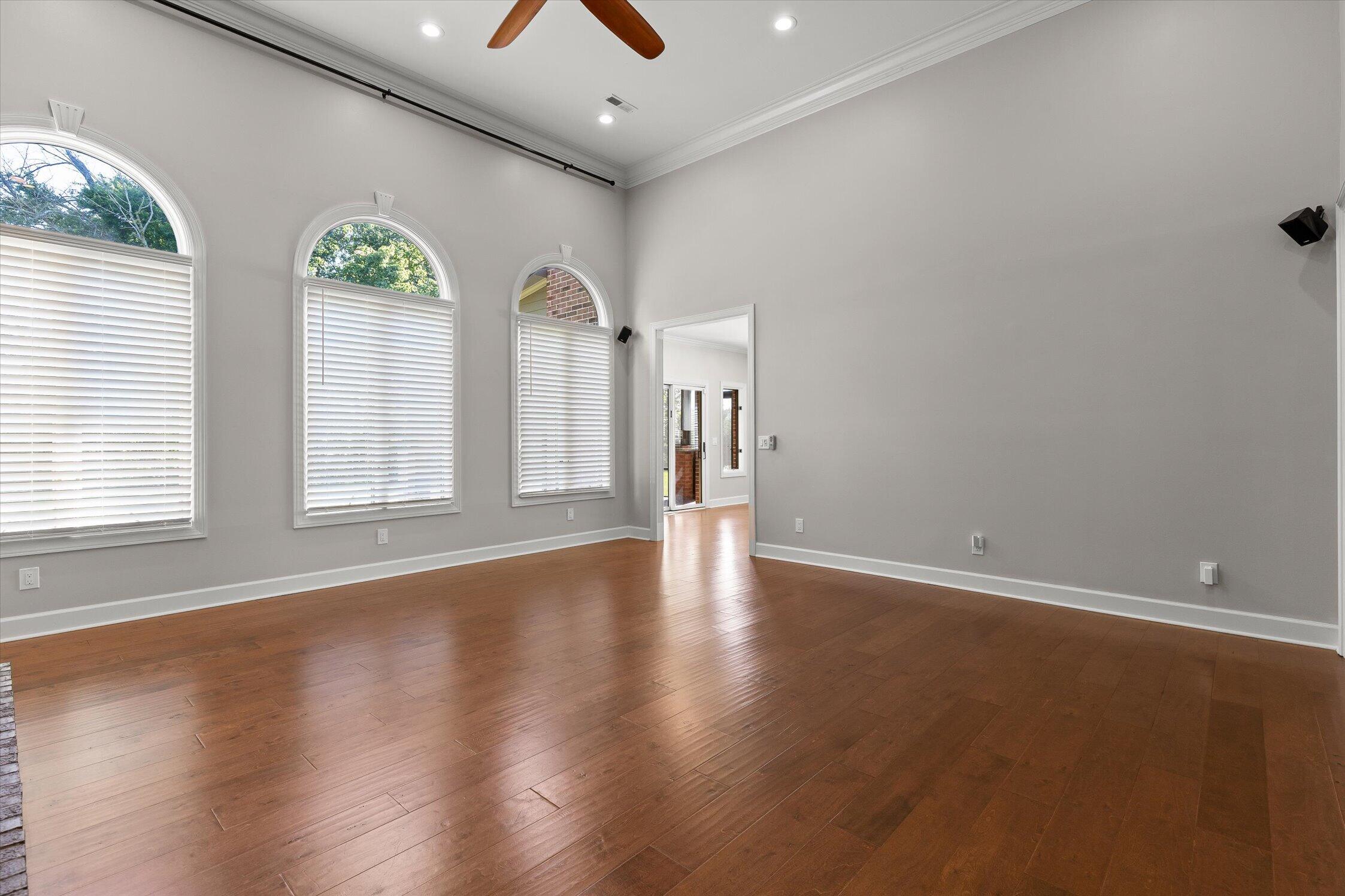 7729 Diamondhead Drive