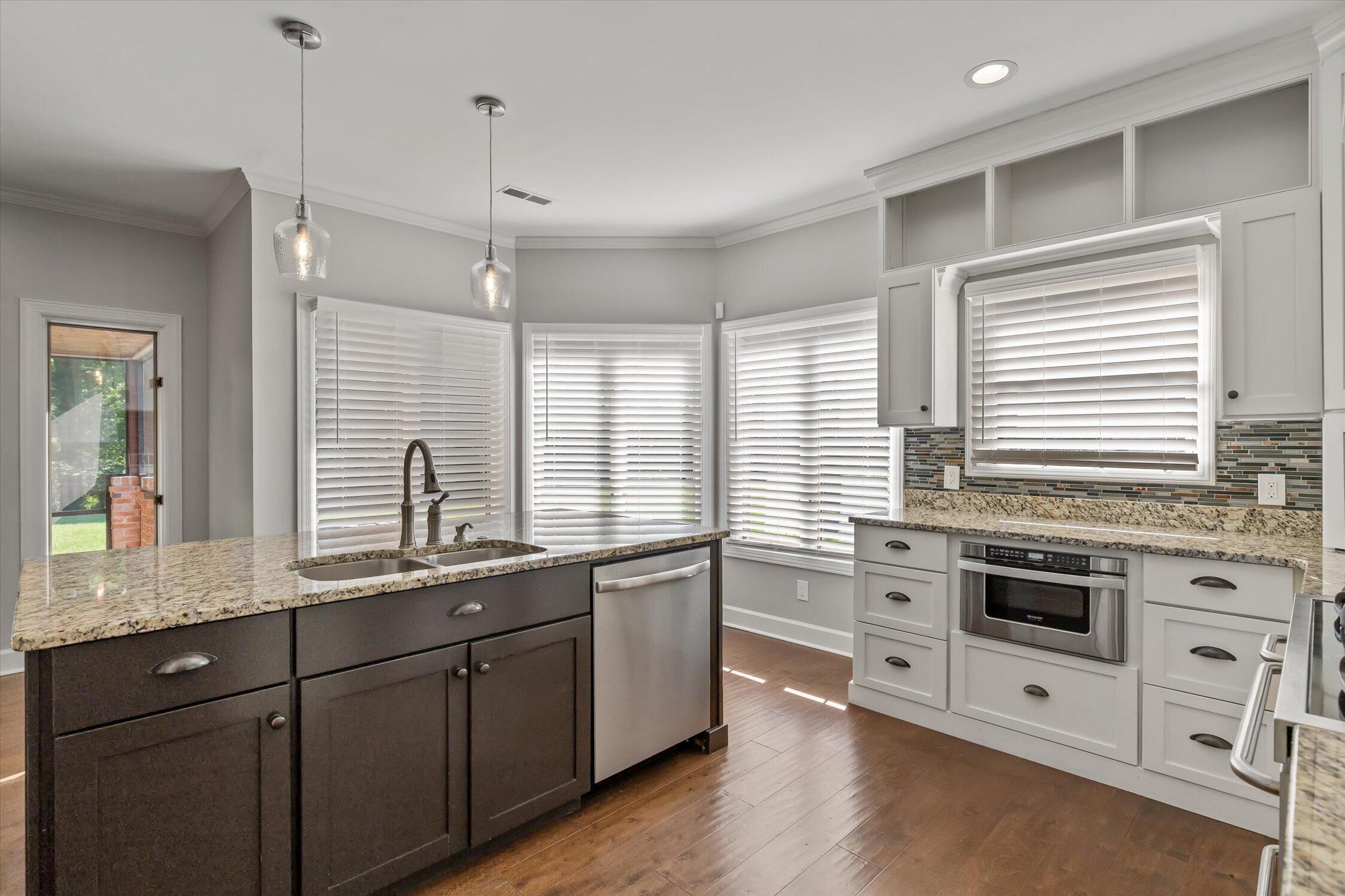 7729 Diamondhead Drive