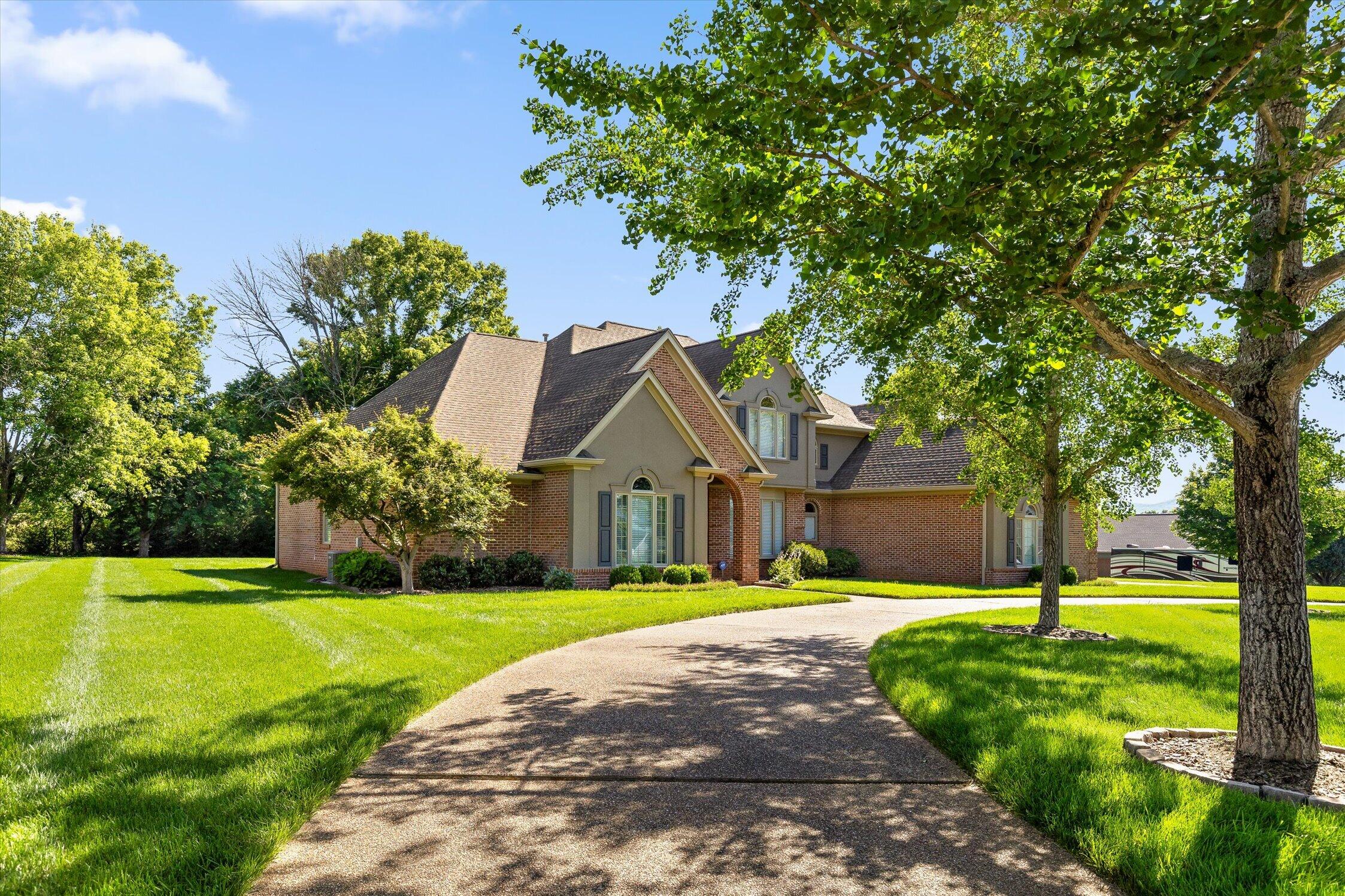7729 Diamondhead Drive