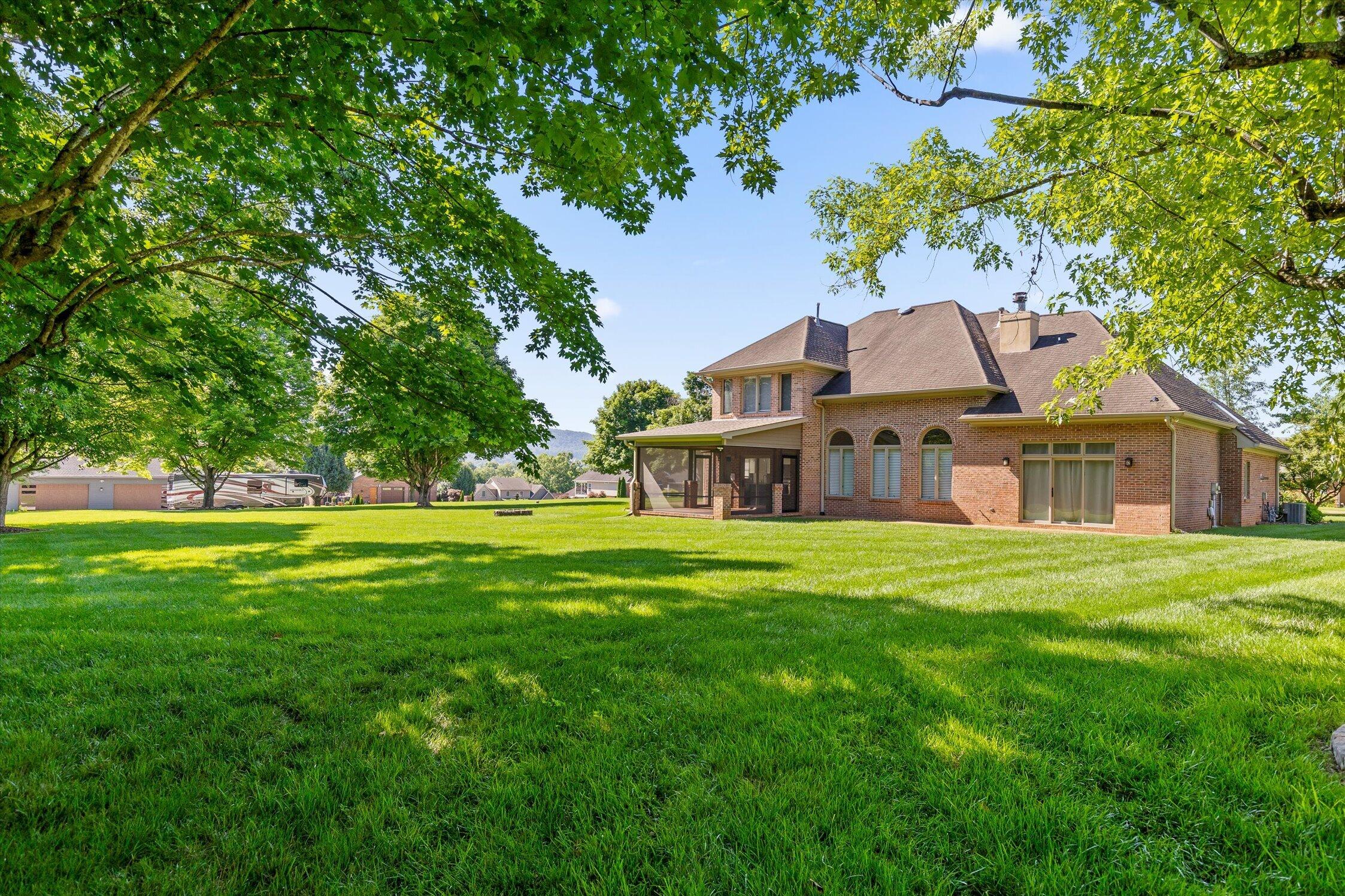 7729 Diamondhead Drive