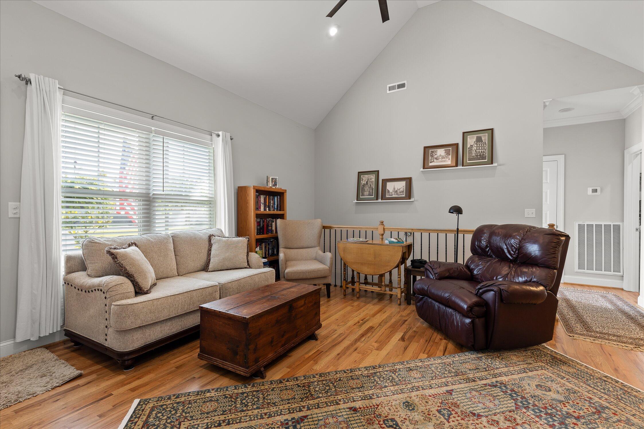 301 Sentry Oaks