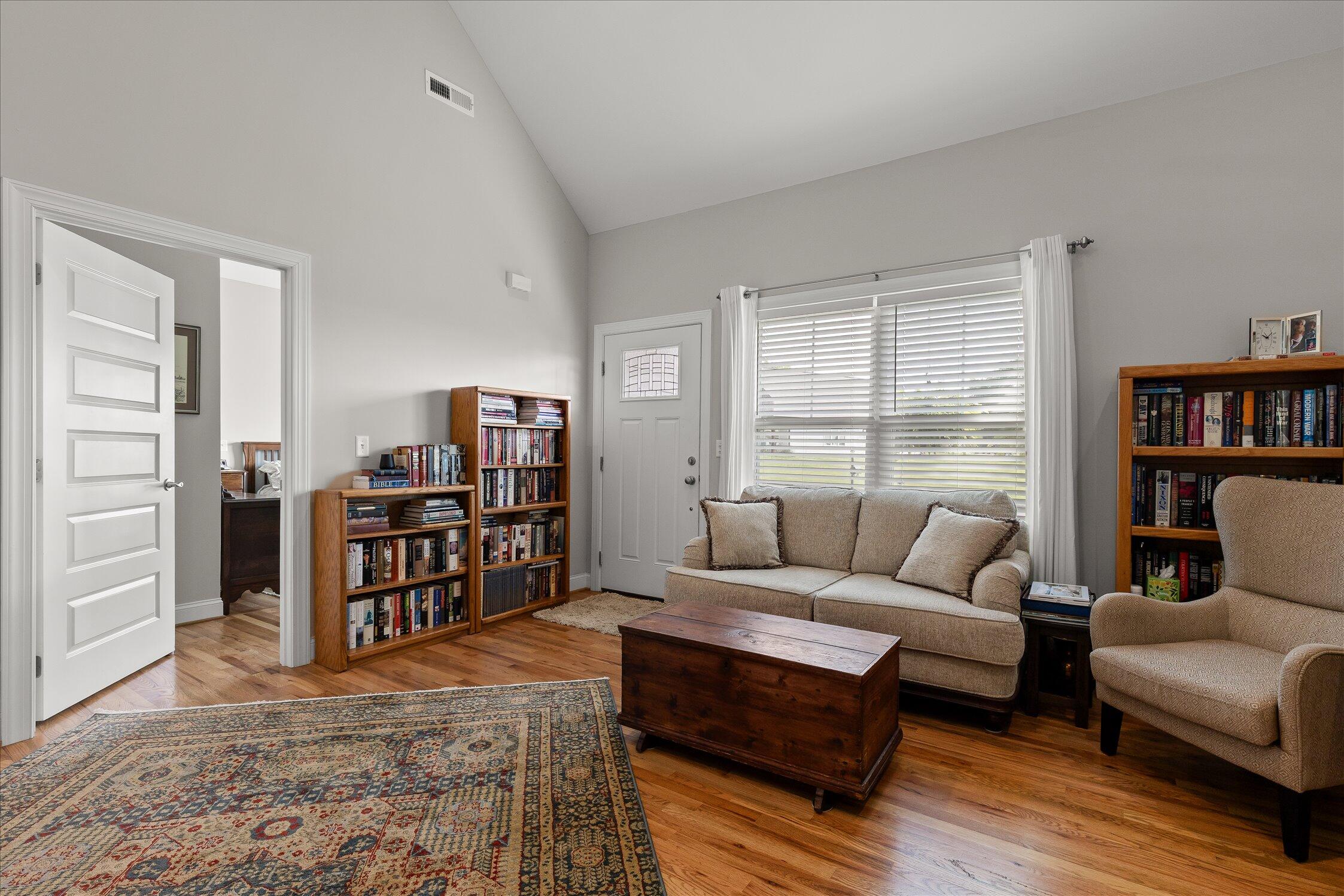 301 Sentry Oaks