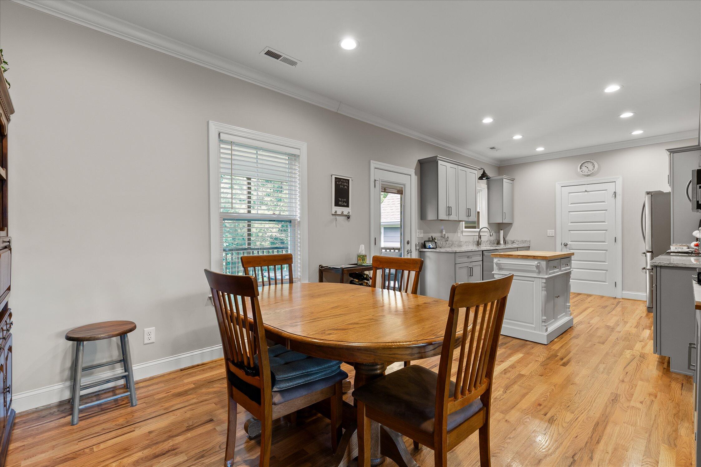 301 Sentry Oaks