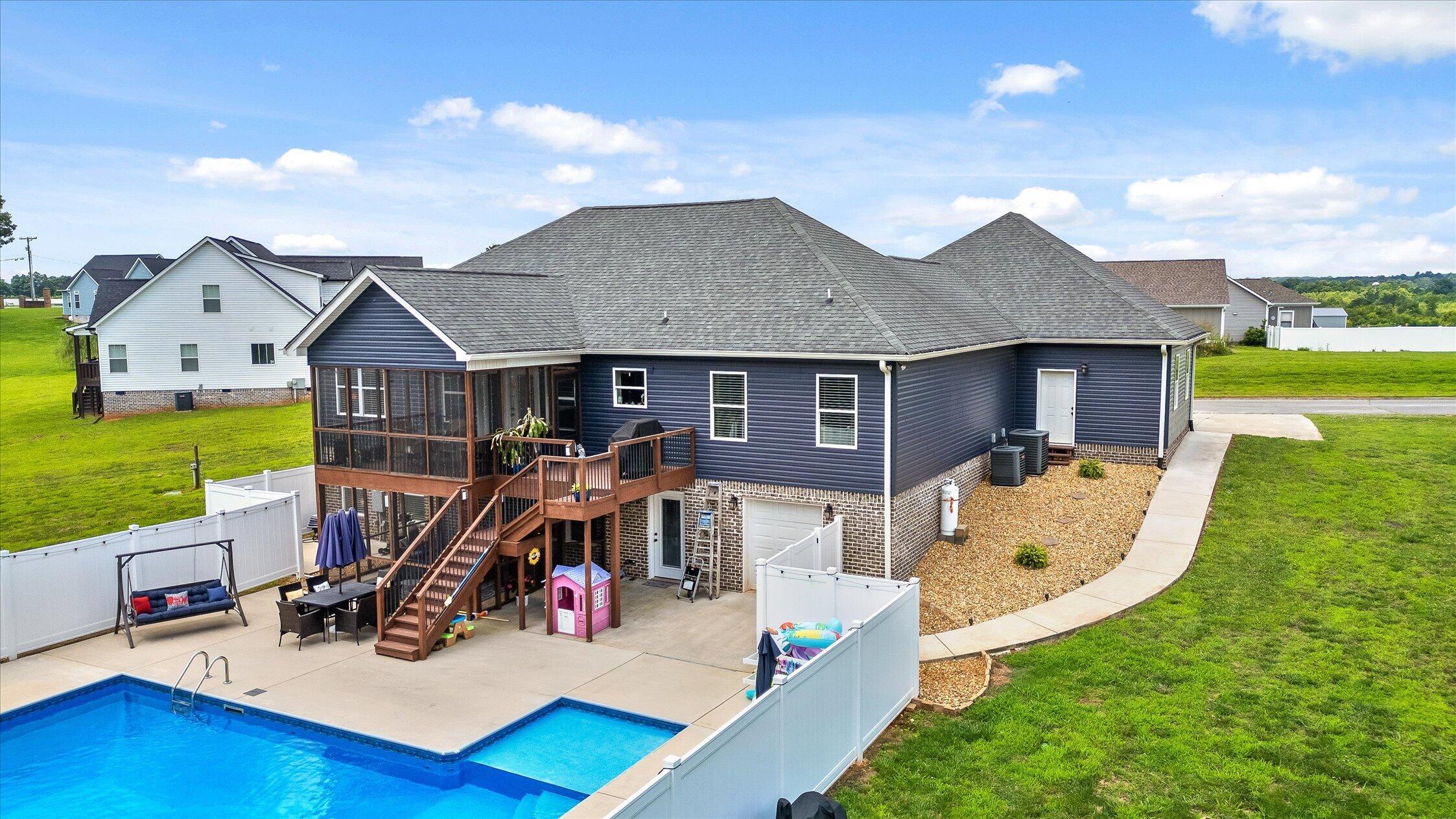 72 Farm View Circle