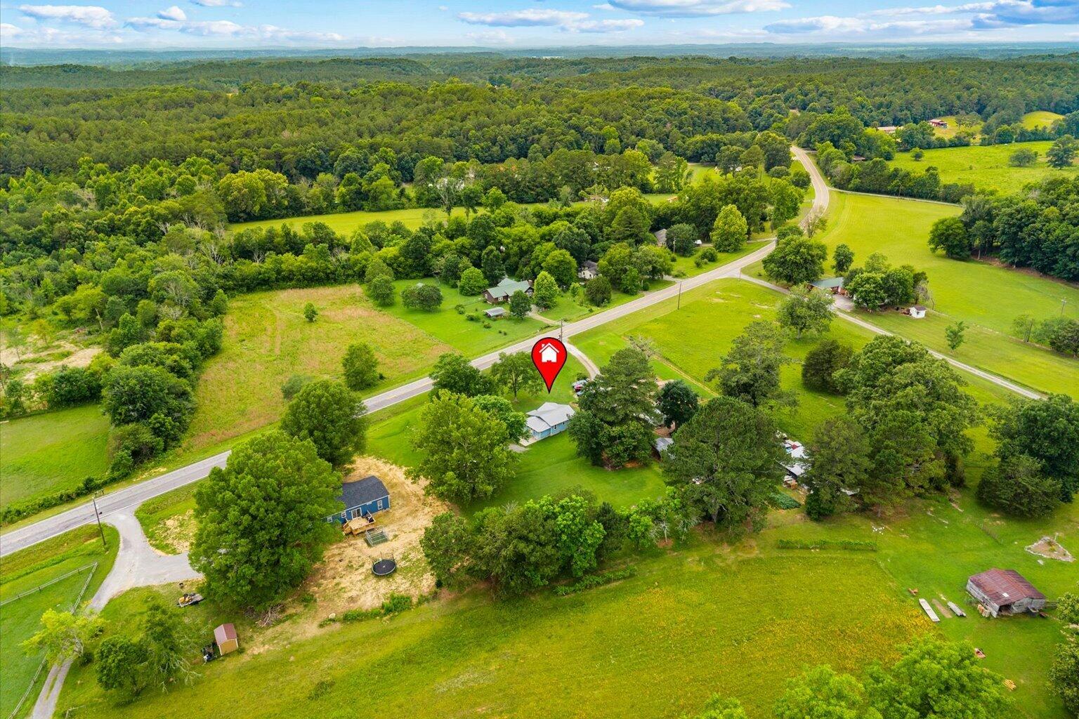 8082 Red Bud Road NE