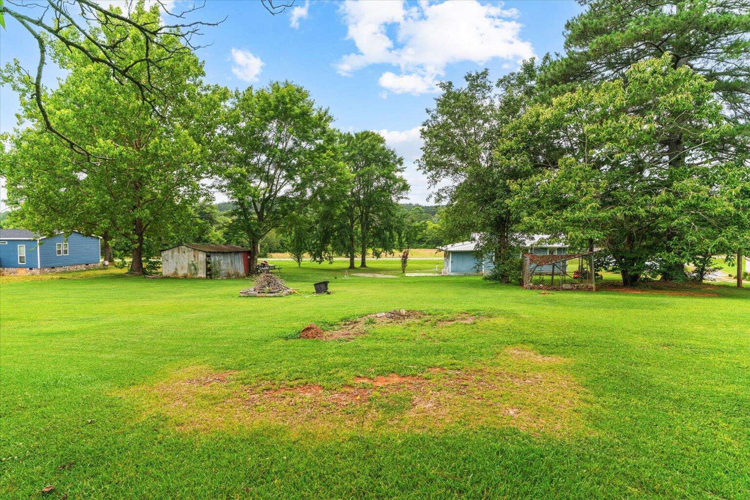 8082 Red Bud Road NE