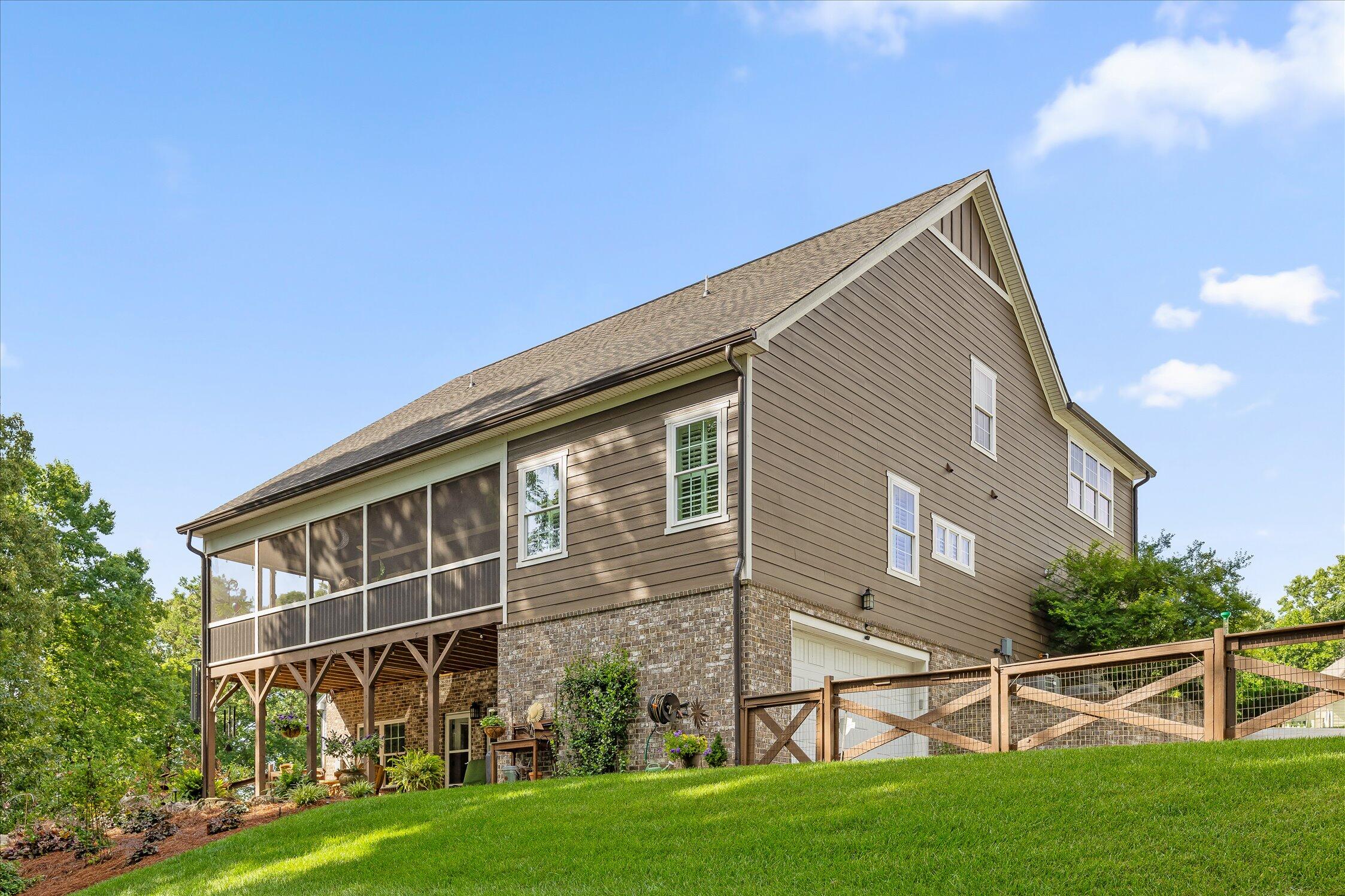 697 Sugar Leaf Lane
