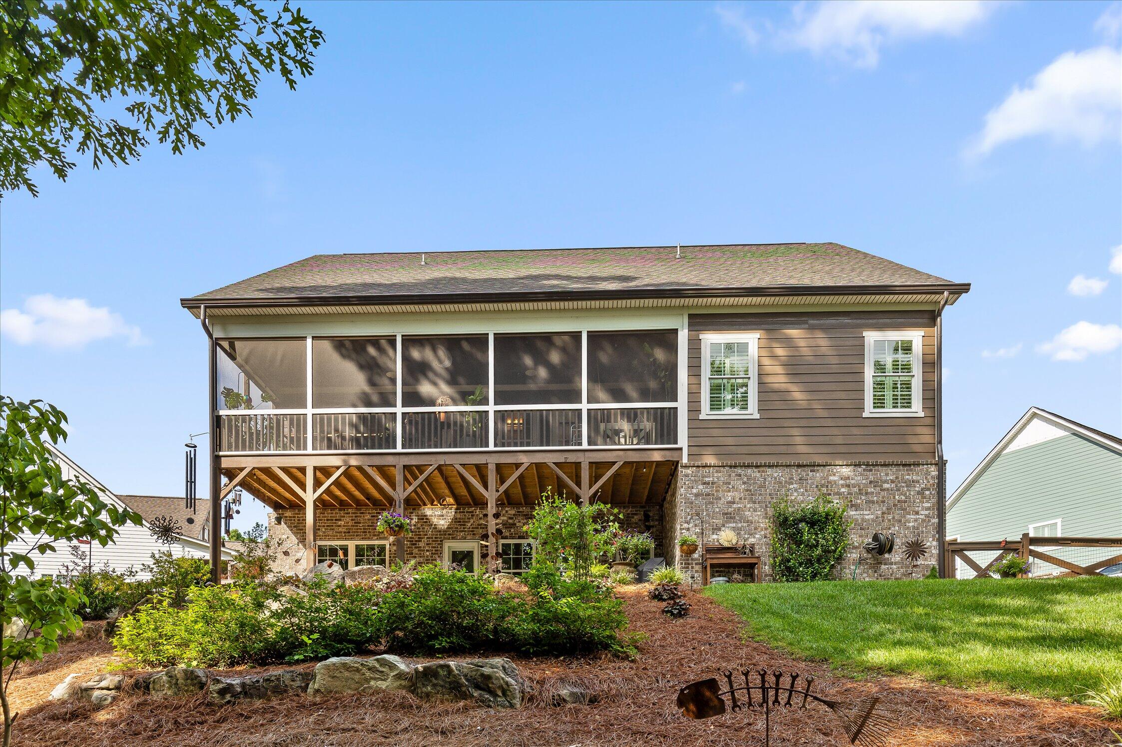 697 Sugar Leaf Lane