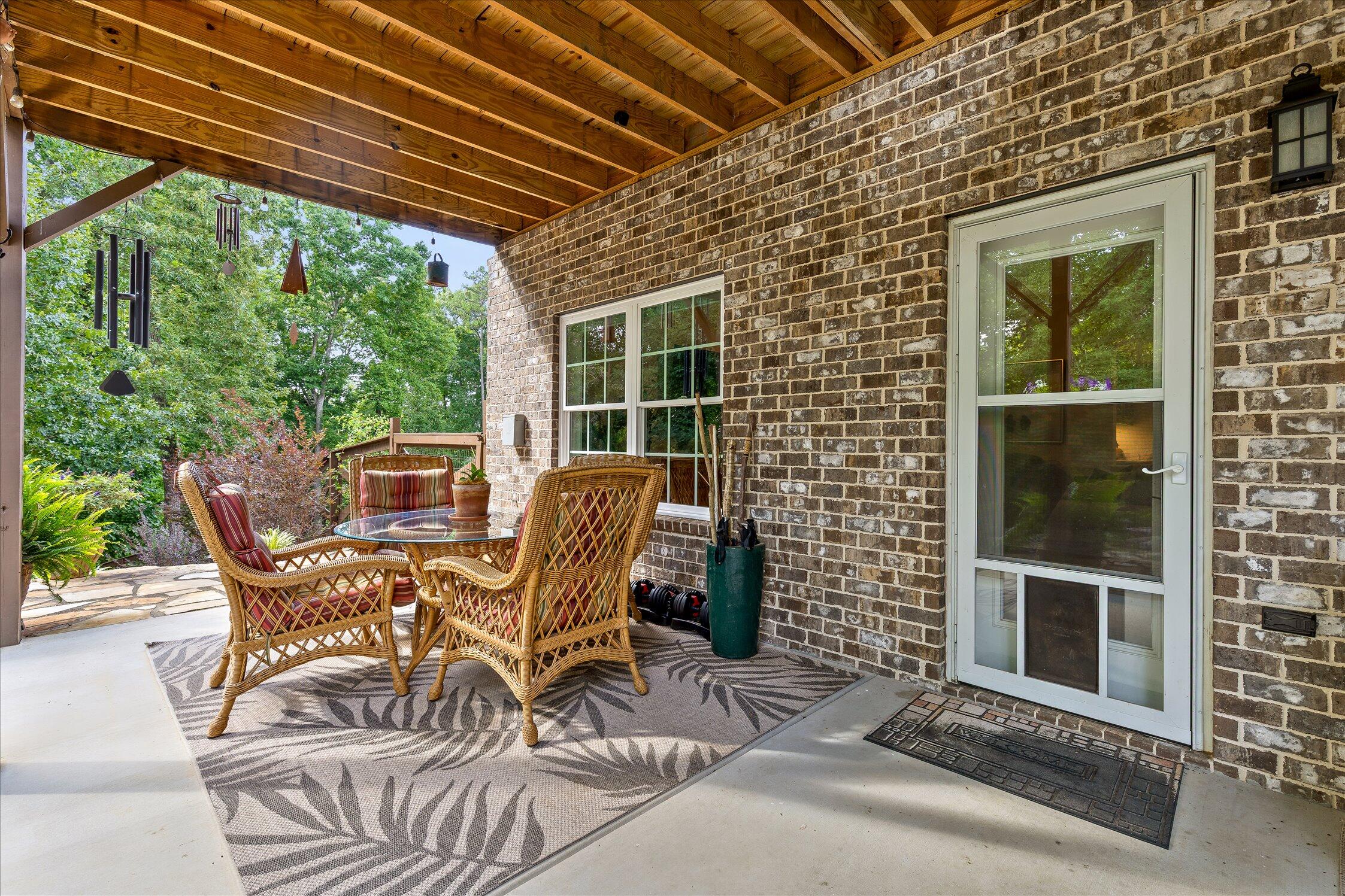 697 Sugar Leaf Lane