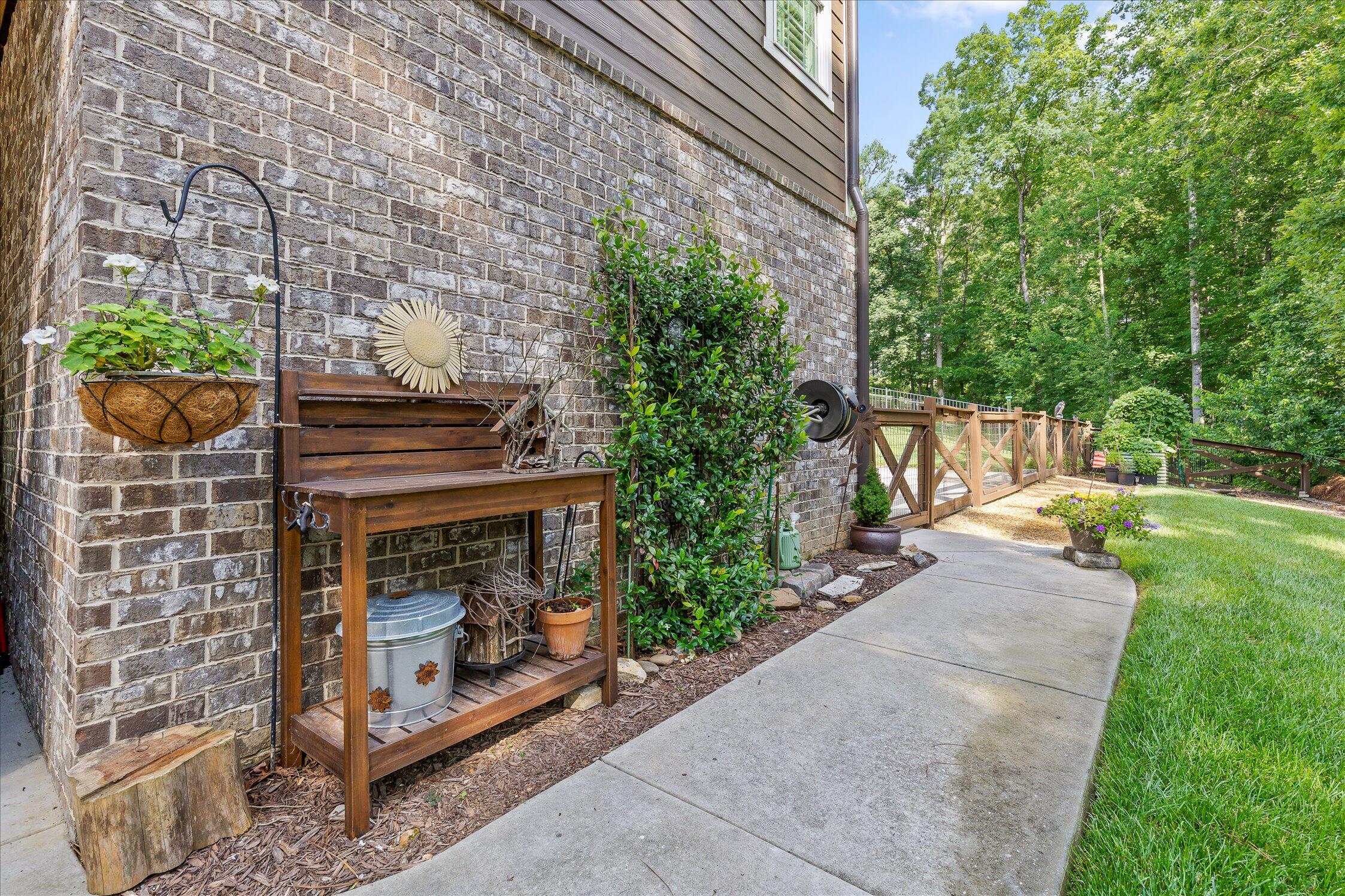 697 Sugar Leaf Lane