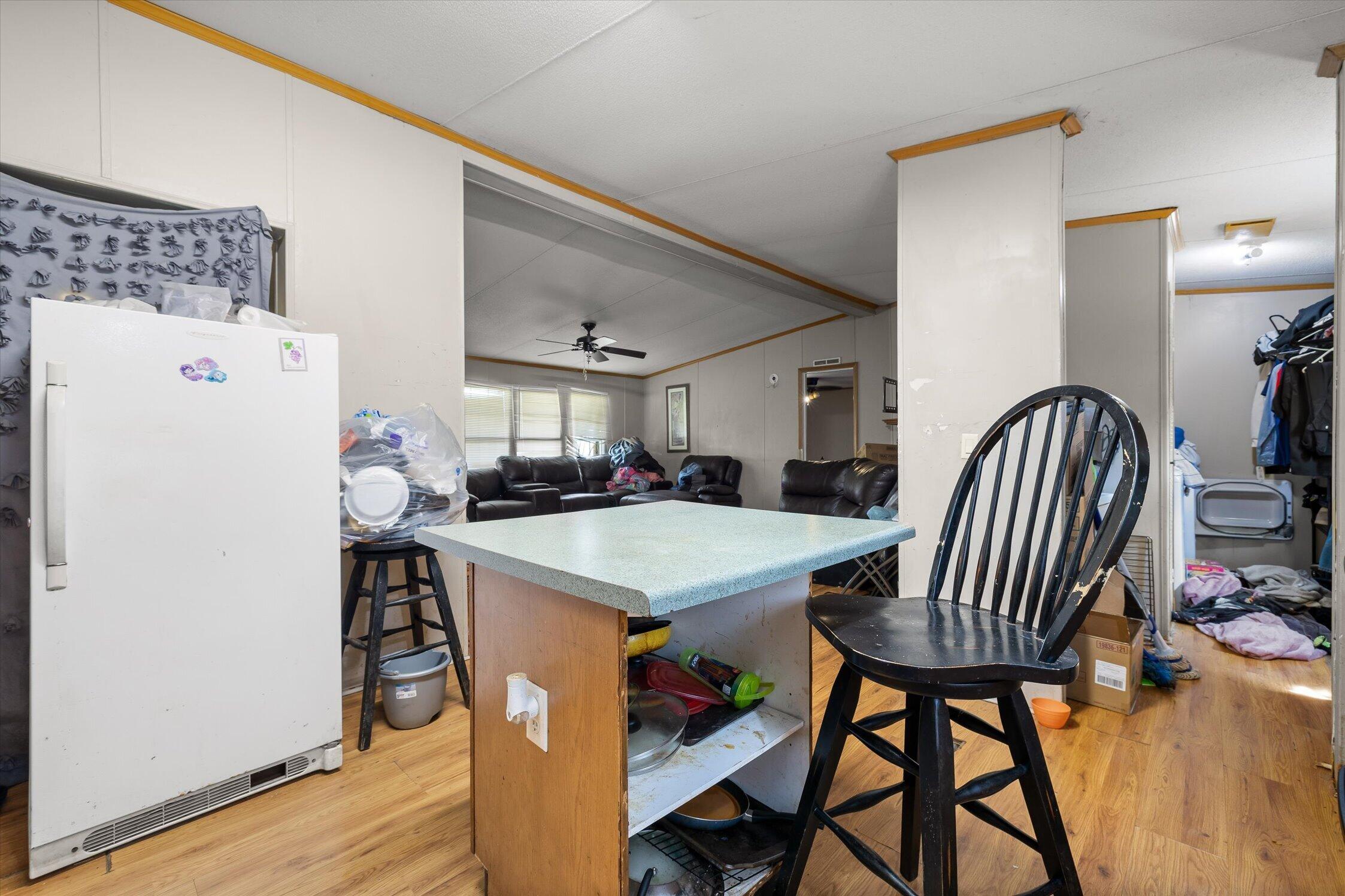 628 Crystal View Court