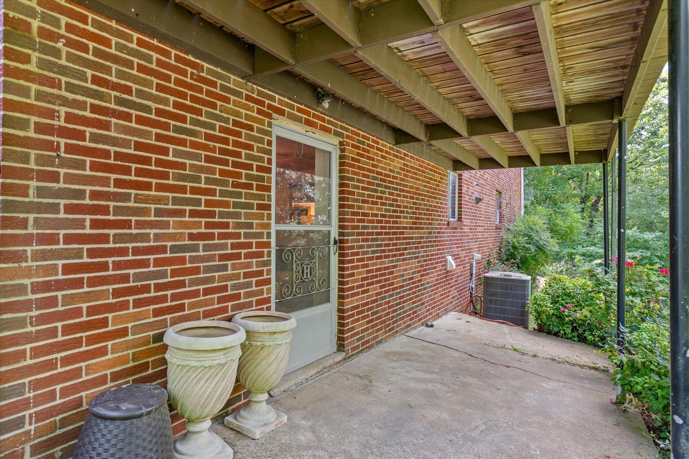 74 Kriswood Drive