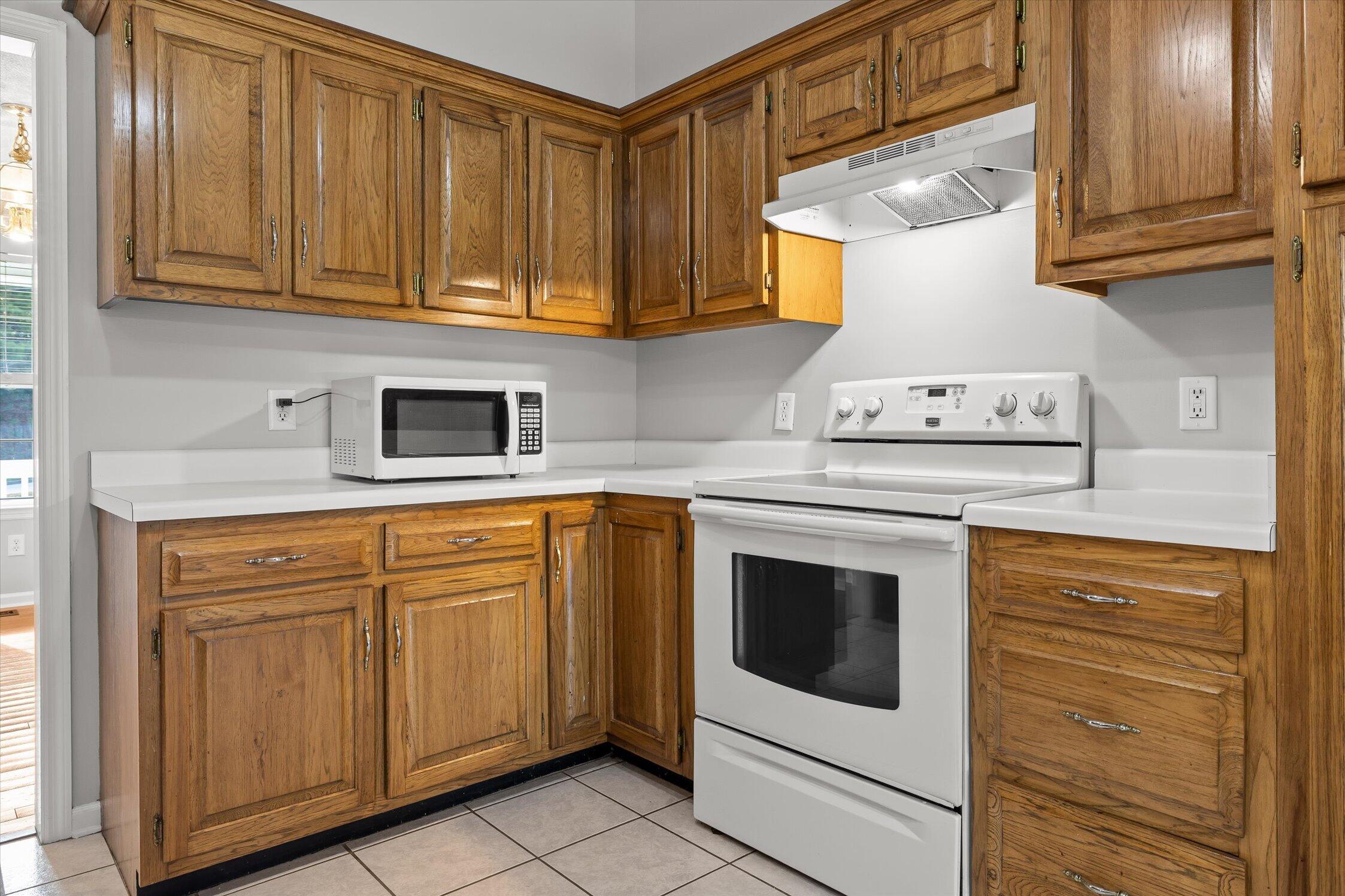 1221 Panorama Drive