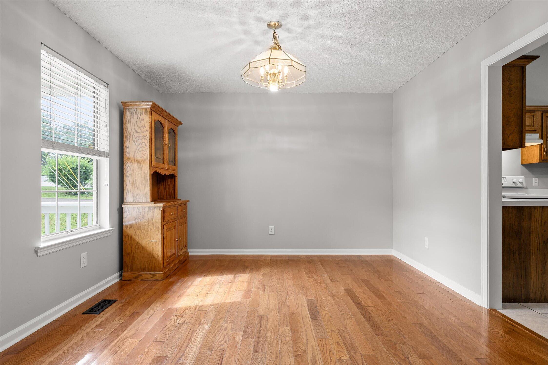 1221 Panorama Drive
