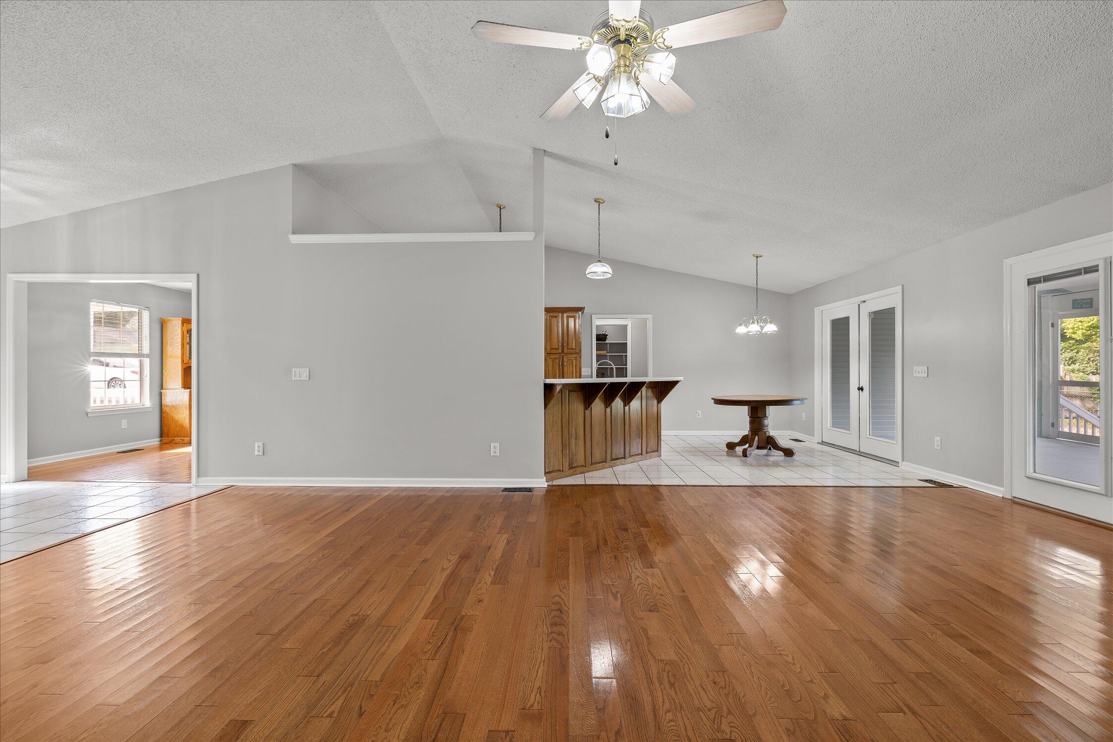 1221 Panorama Drive
