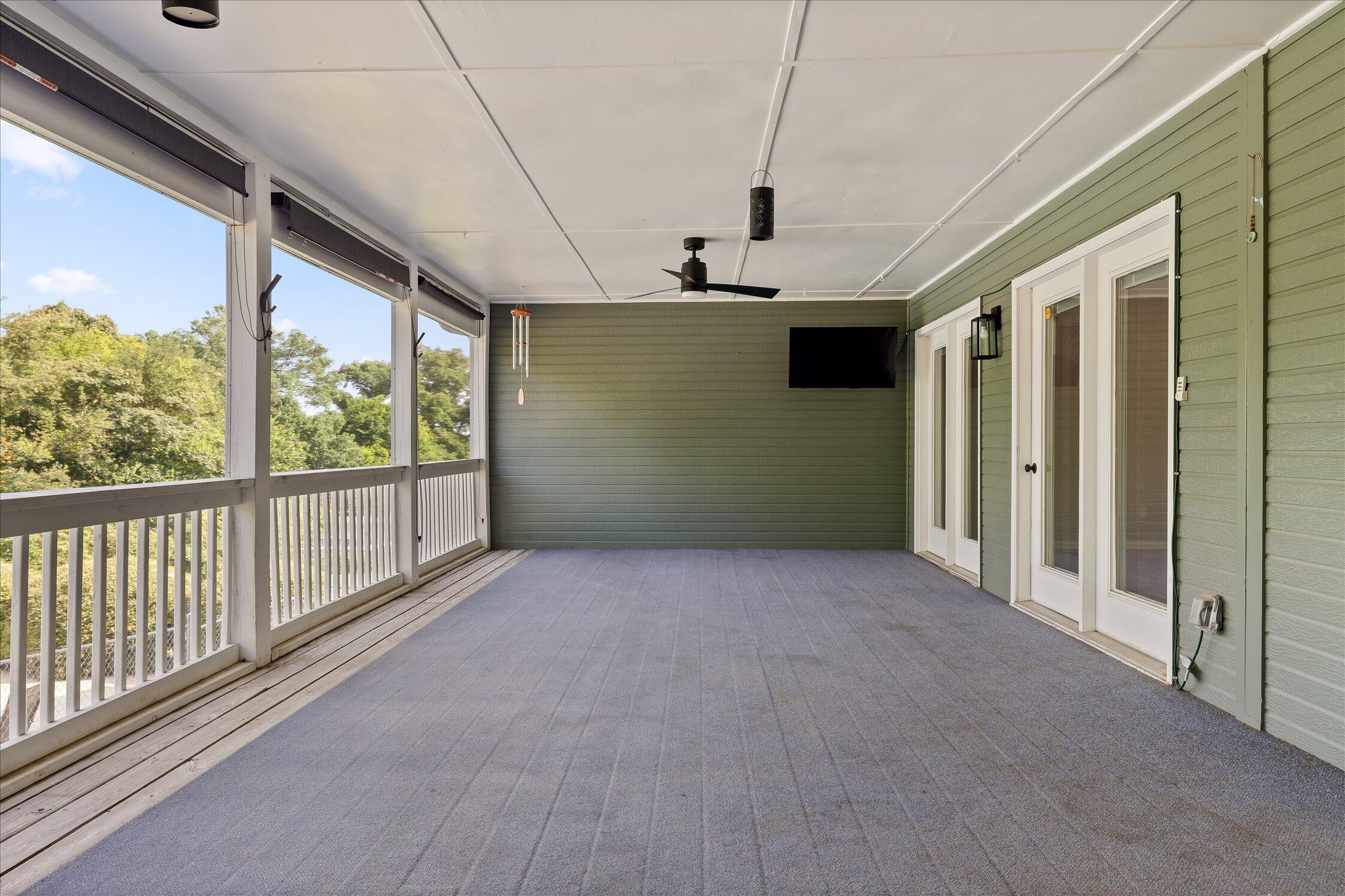 1221 Panorama Drive