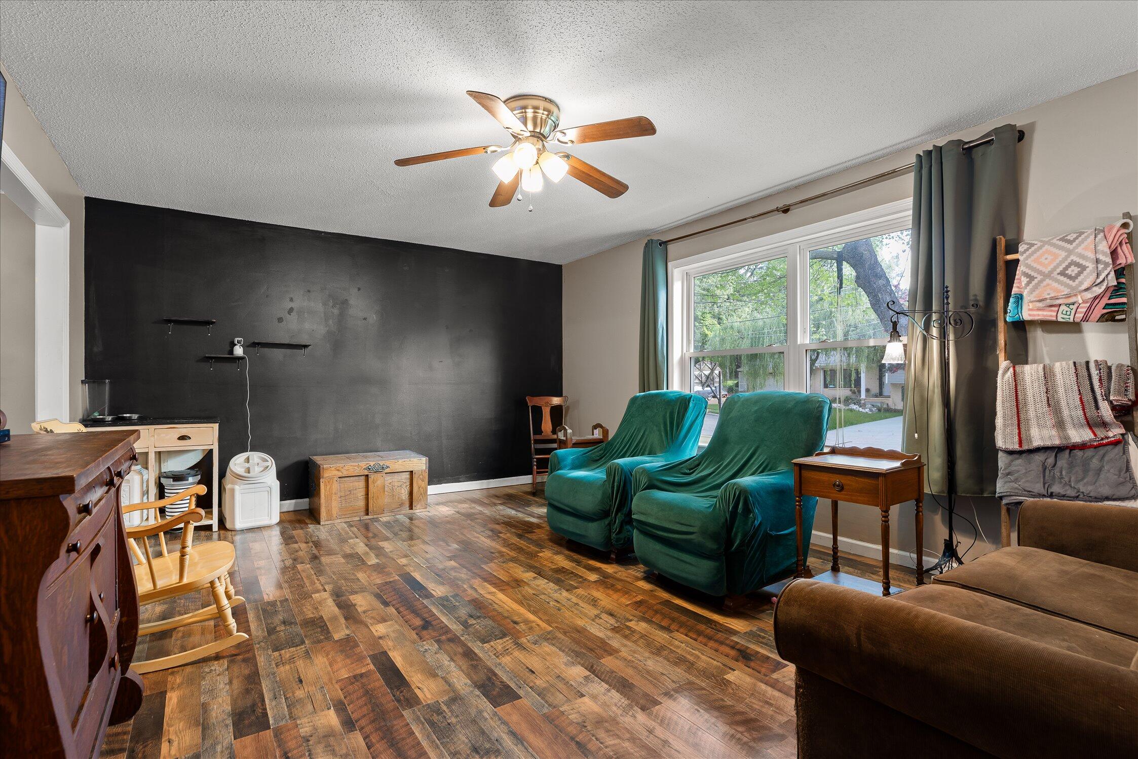 934 Spurling Drive