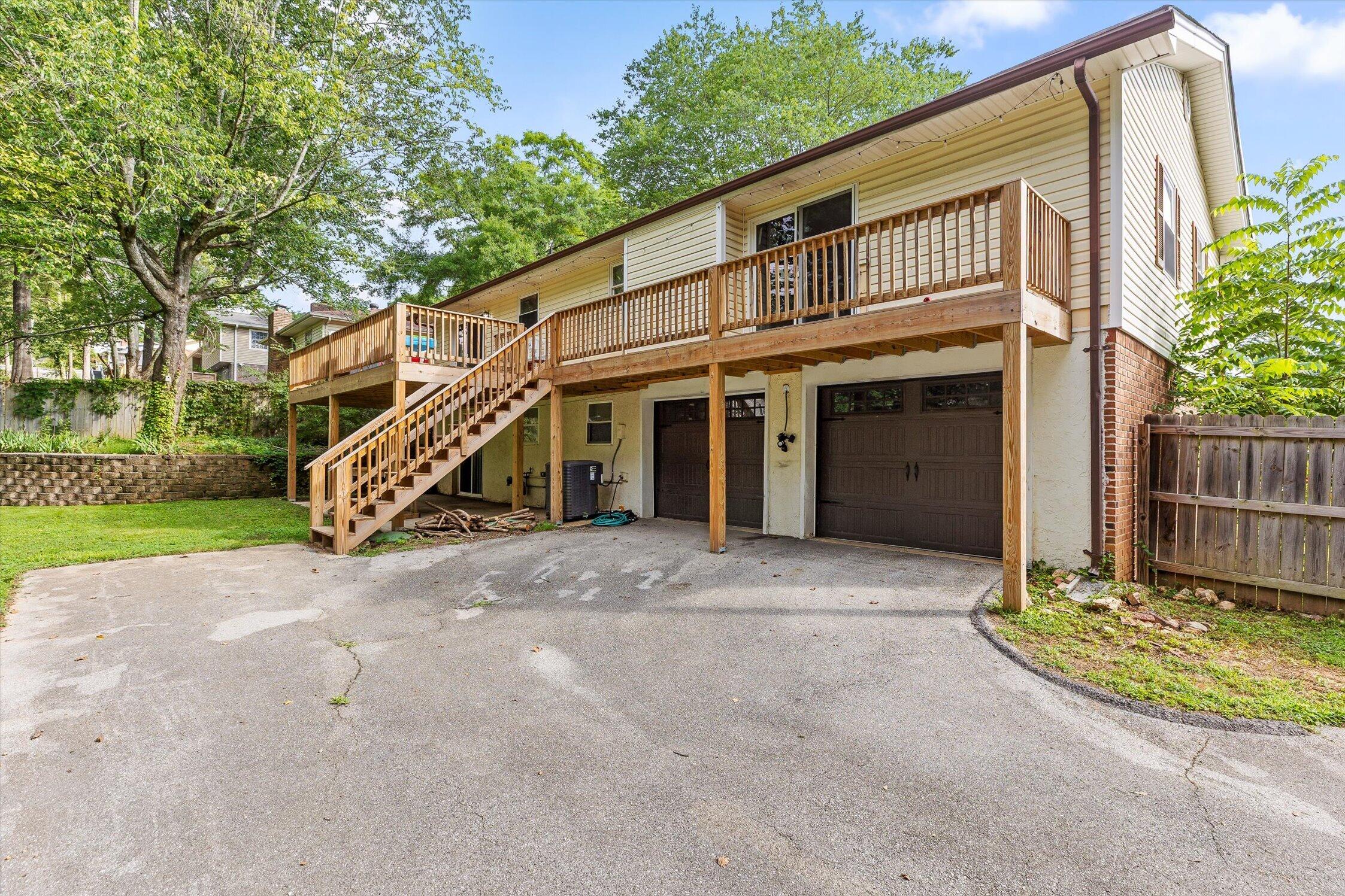 934 Spurling Drive