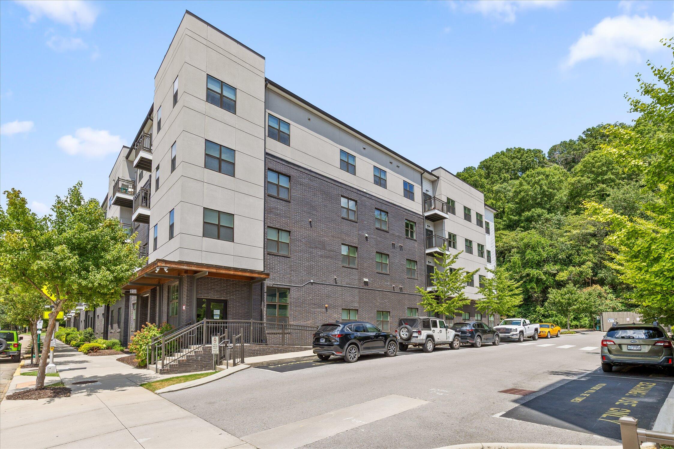 782 Riverfront Parkway, 210