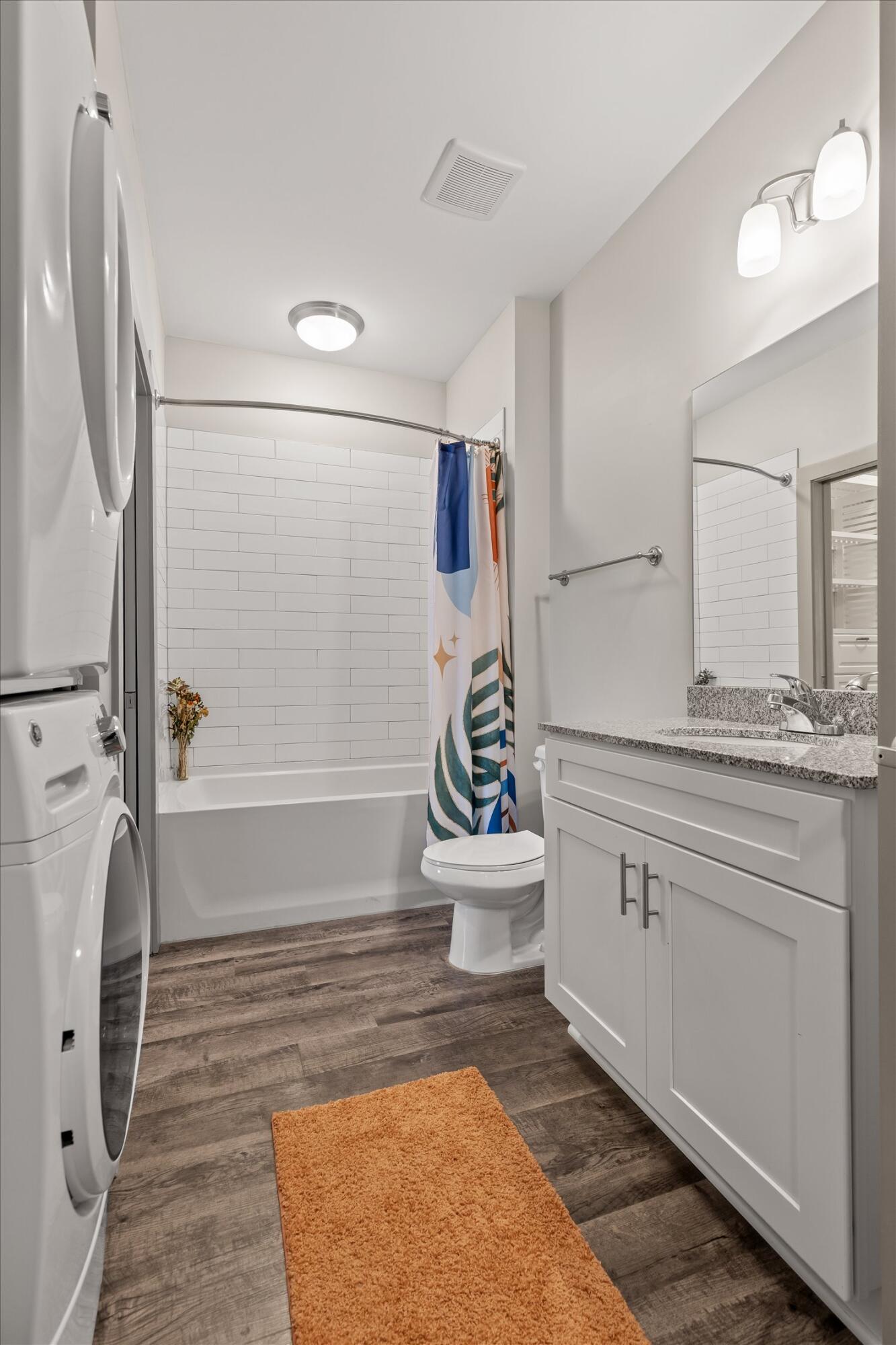 782 Riverfront Parkway, 210
